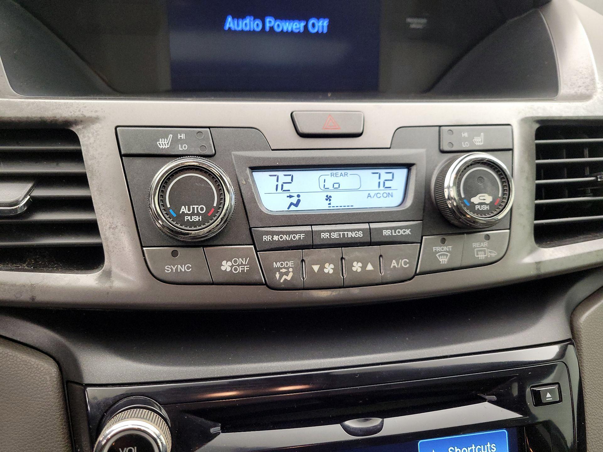 Thumbnail: 2017 Honda Odyssey - 14