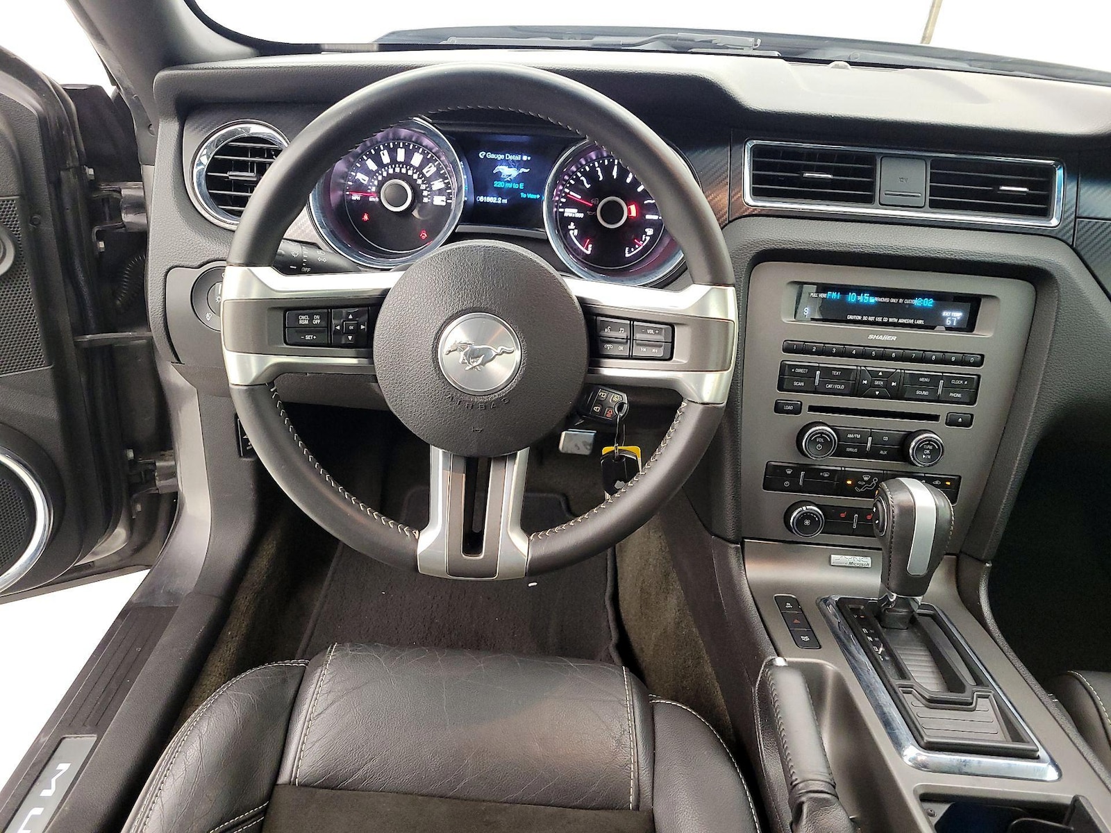 2014 Ford Mustang GT Premium - Photo 11