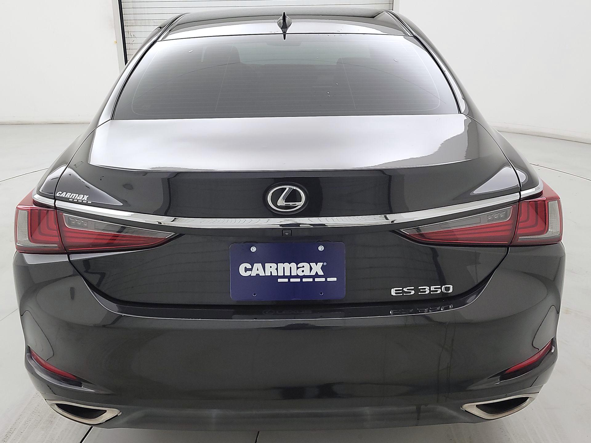 Thumbnail: 2021 Lexus ES - 6