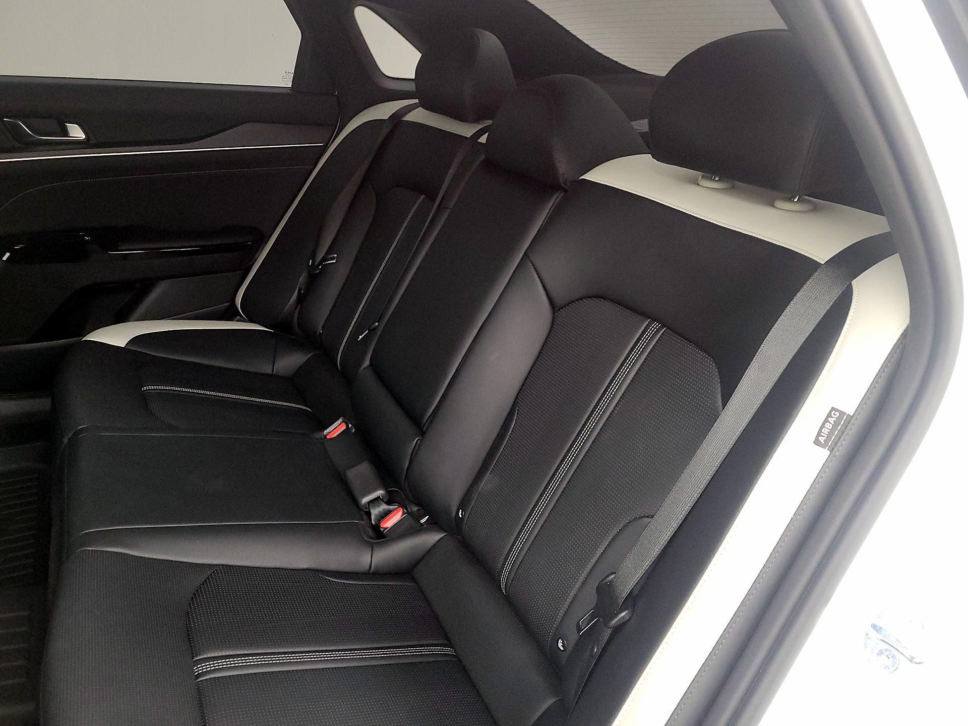 Thumbnail: 2025 Kia K5 - 20