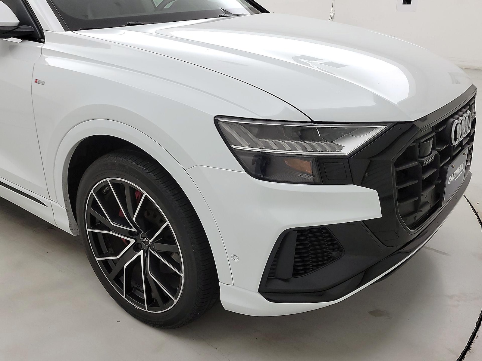 2023 Audi Q8 Premium Plus