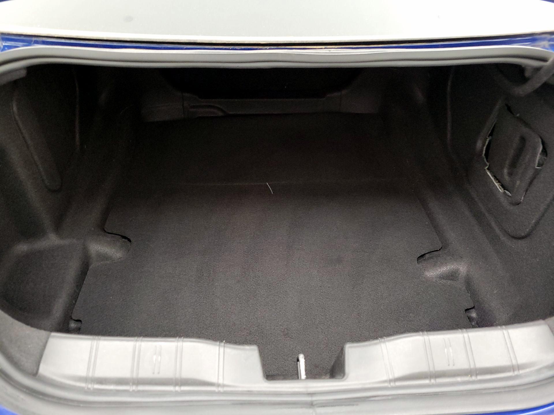 Thumbnail: 2019 Chevrolet Camaro - 17