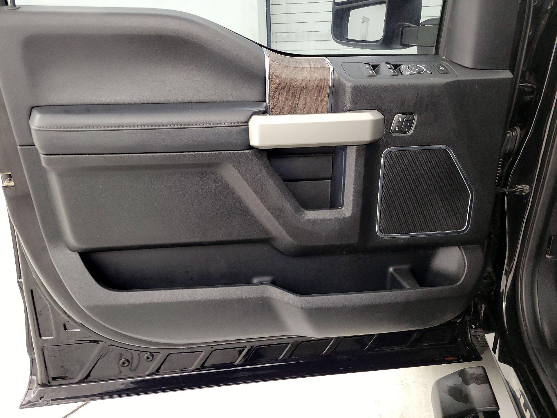 Thumbnail: 2019 Ford F-250 - 12