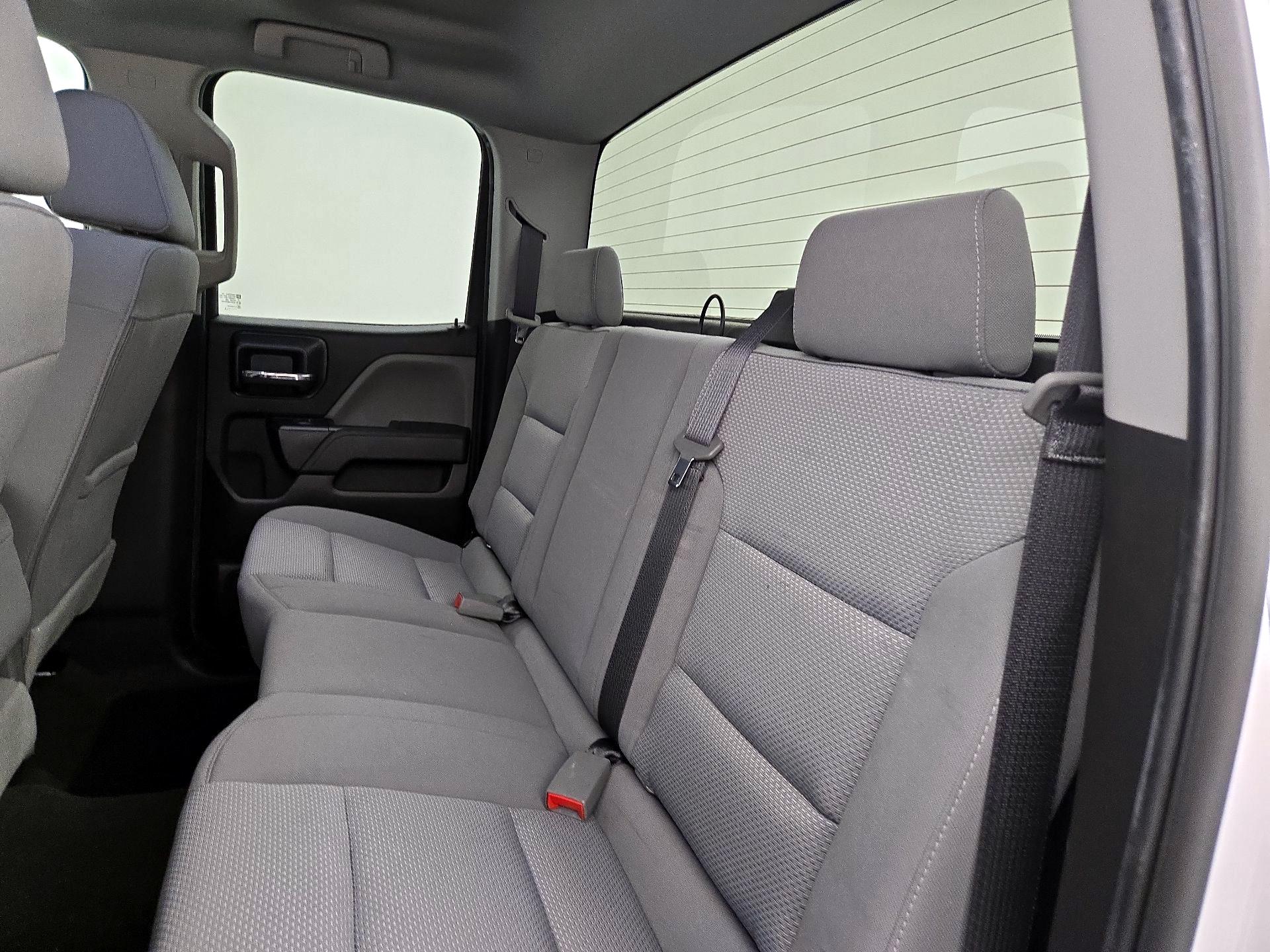 Thumbnail: 2018 Chevrolet Silverado 1500 - 19