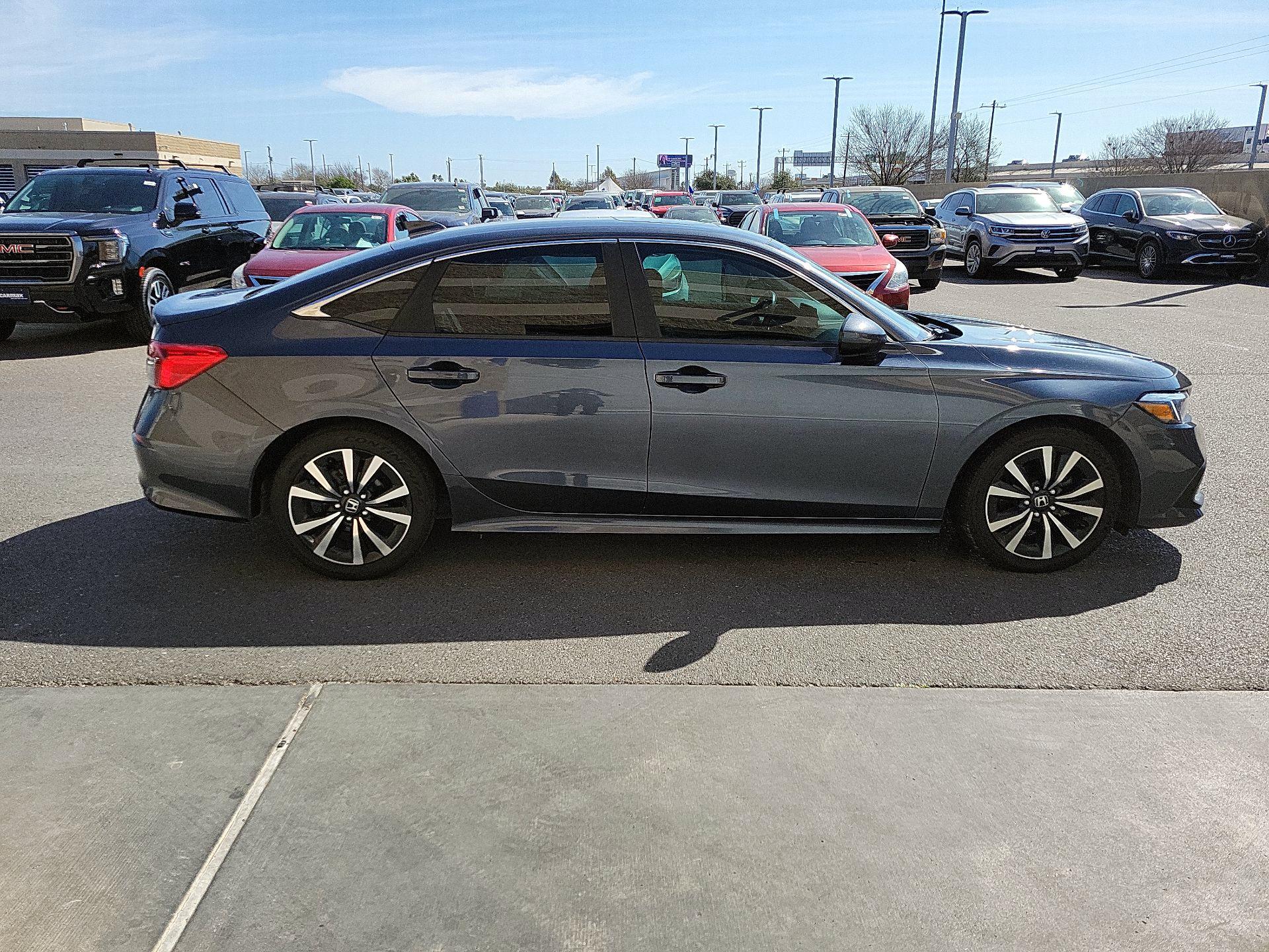 Thumbnail: 2023 Honda Civic - 4