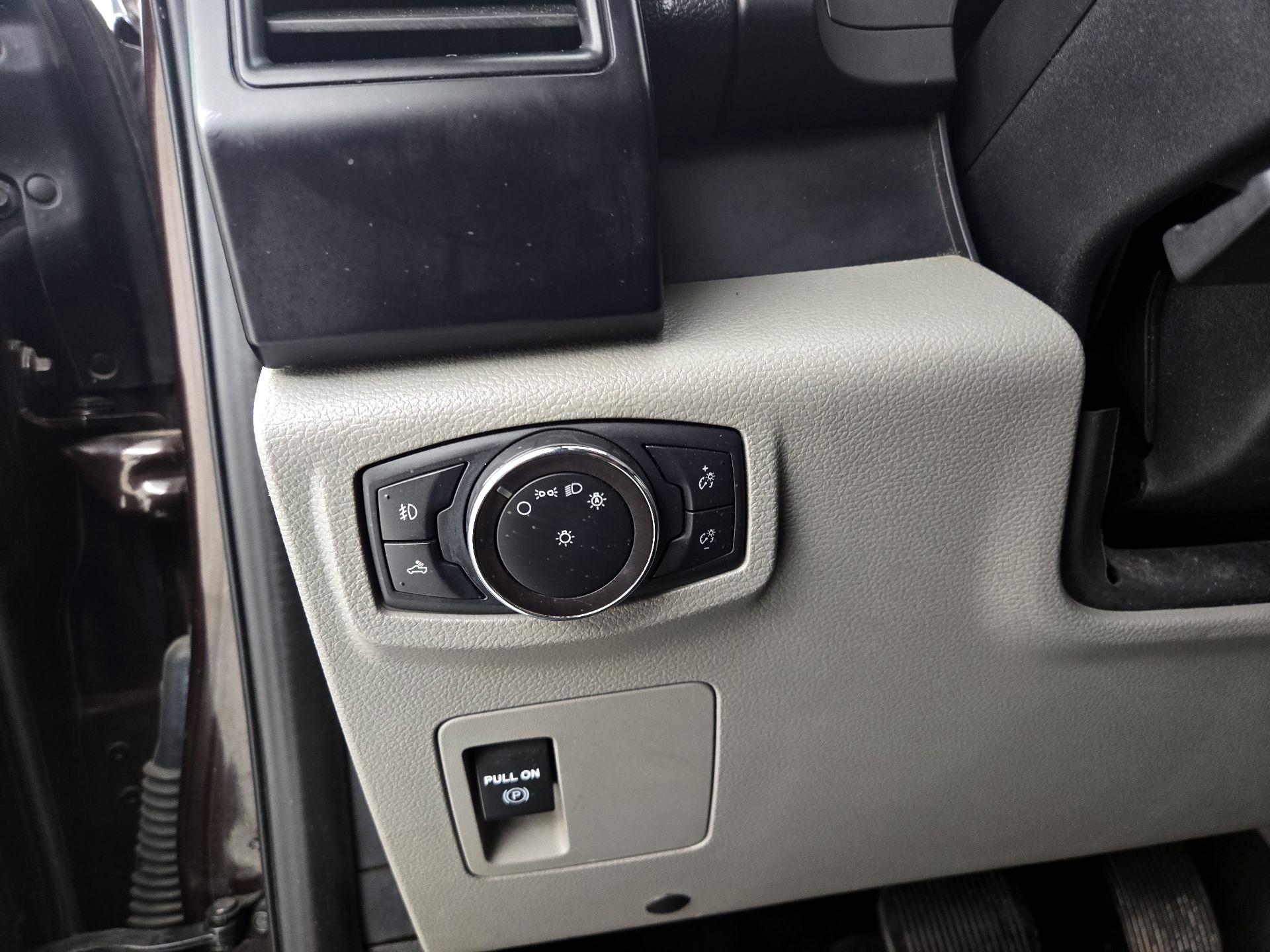 Thumbnail: 2019 Ford F-150 - 13