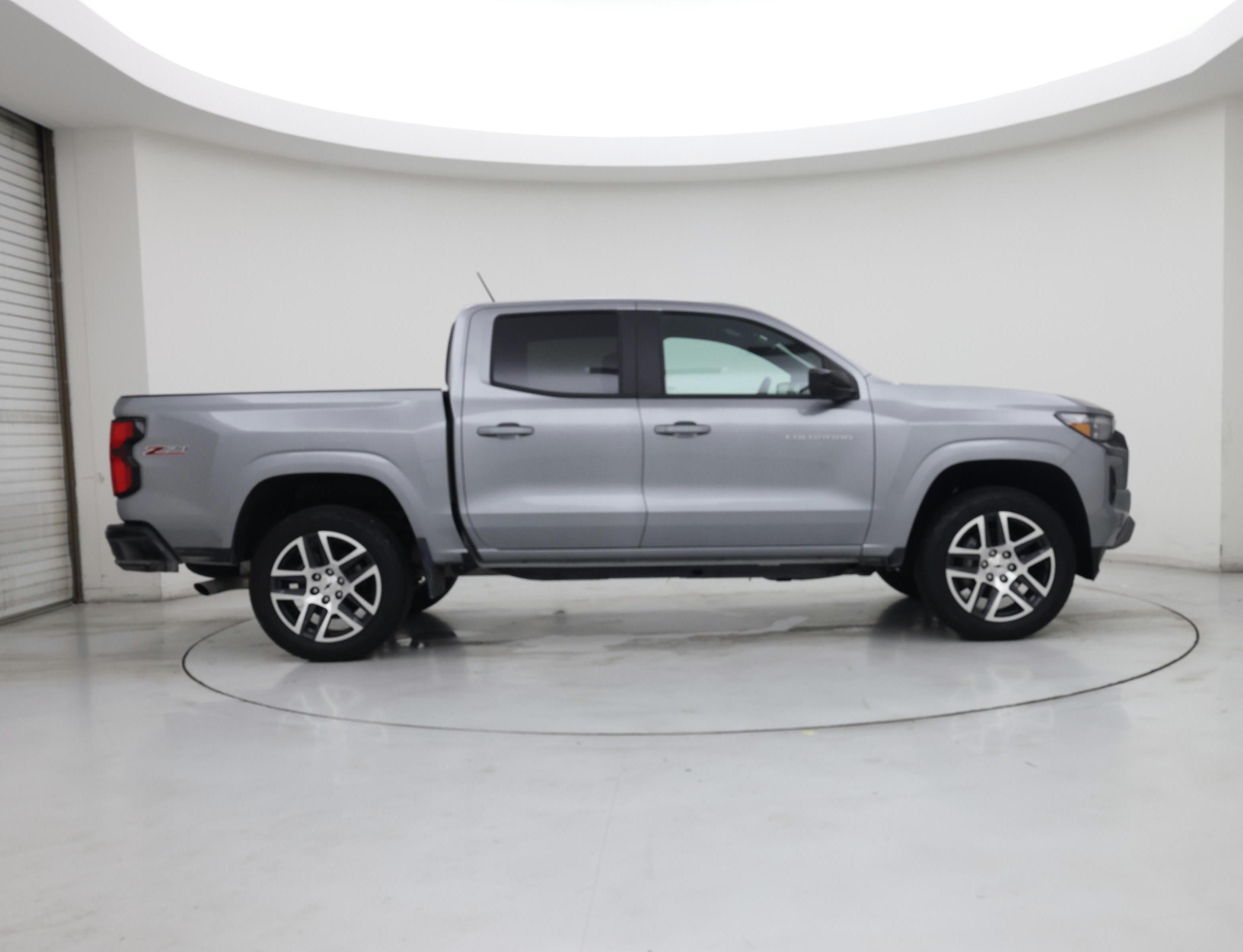 Thumbnail: 2024 Chevrolet Colorado - 7