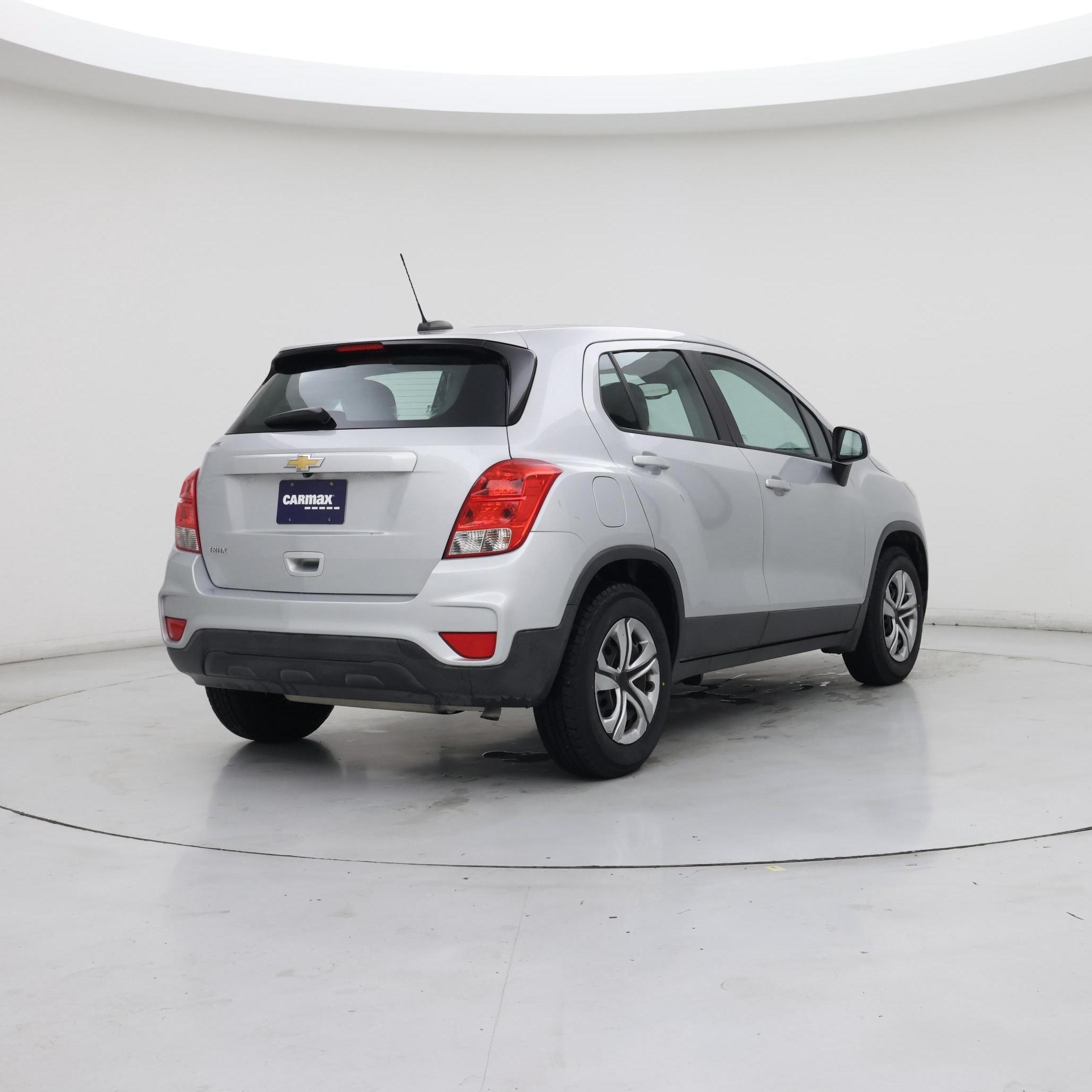 Thumbnail: 2018 Chevrolet Trax - 8