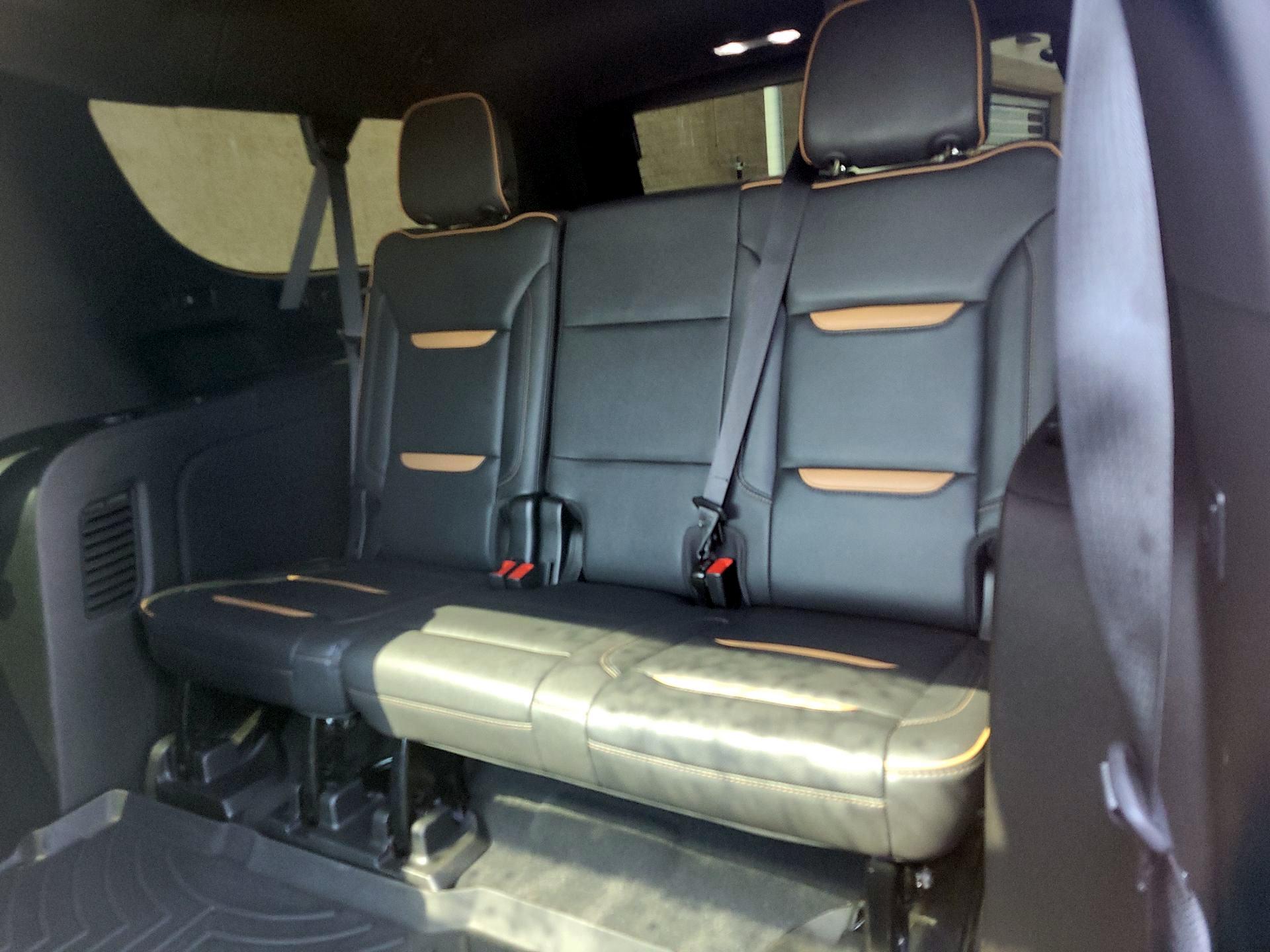 Thumbnail: 2022 GMC Yukon XL - 19