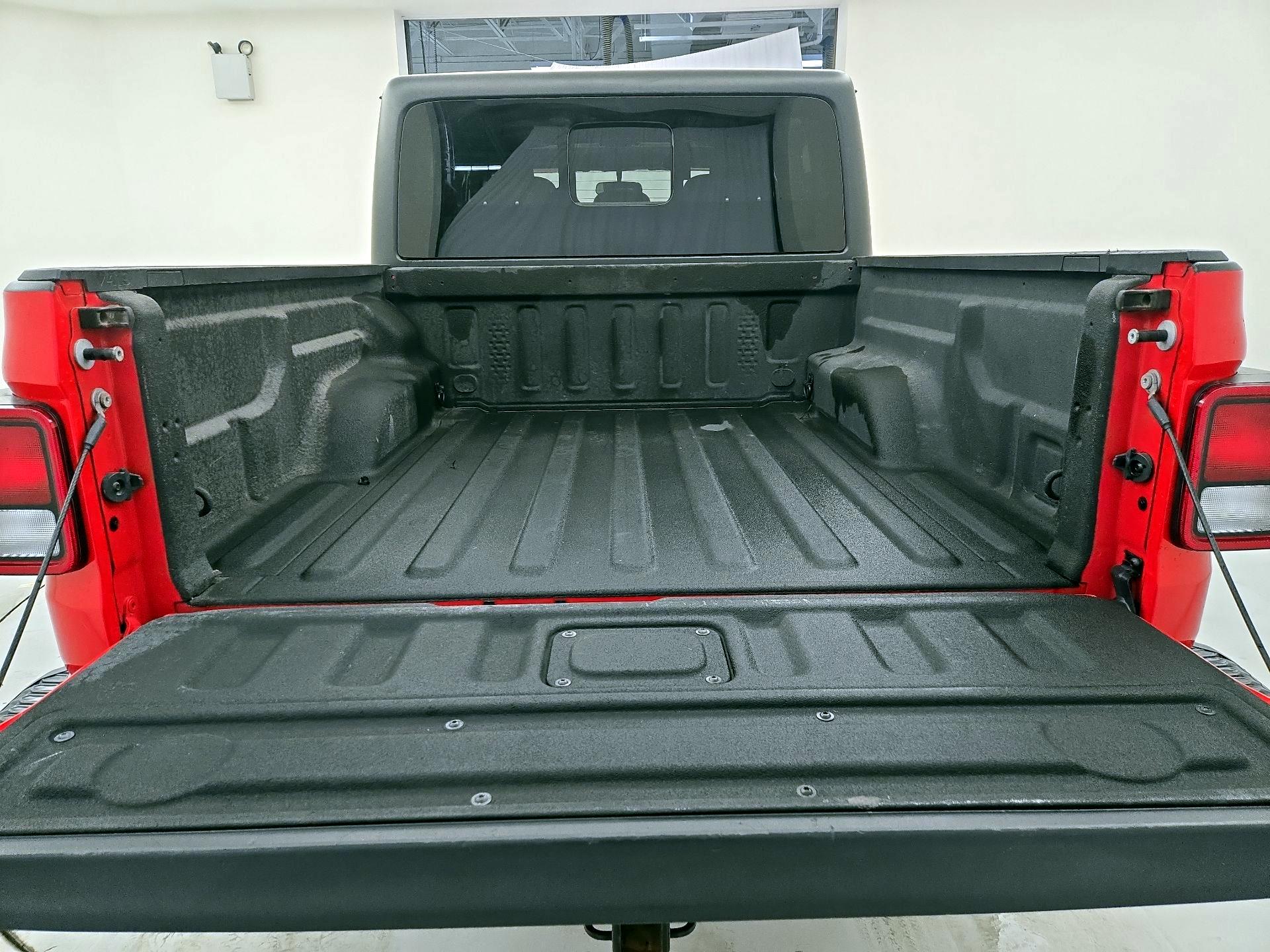 Thumbnail: 2020 Jeep Gladiator - 20