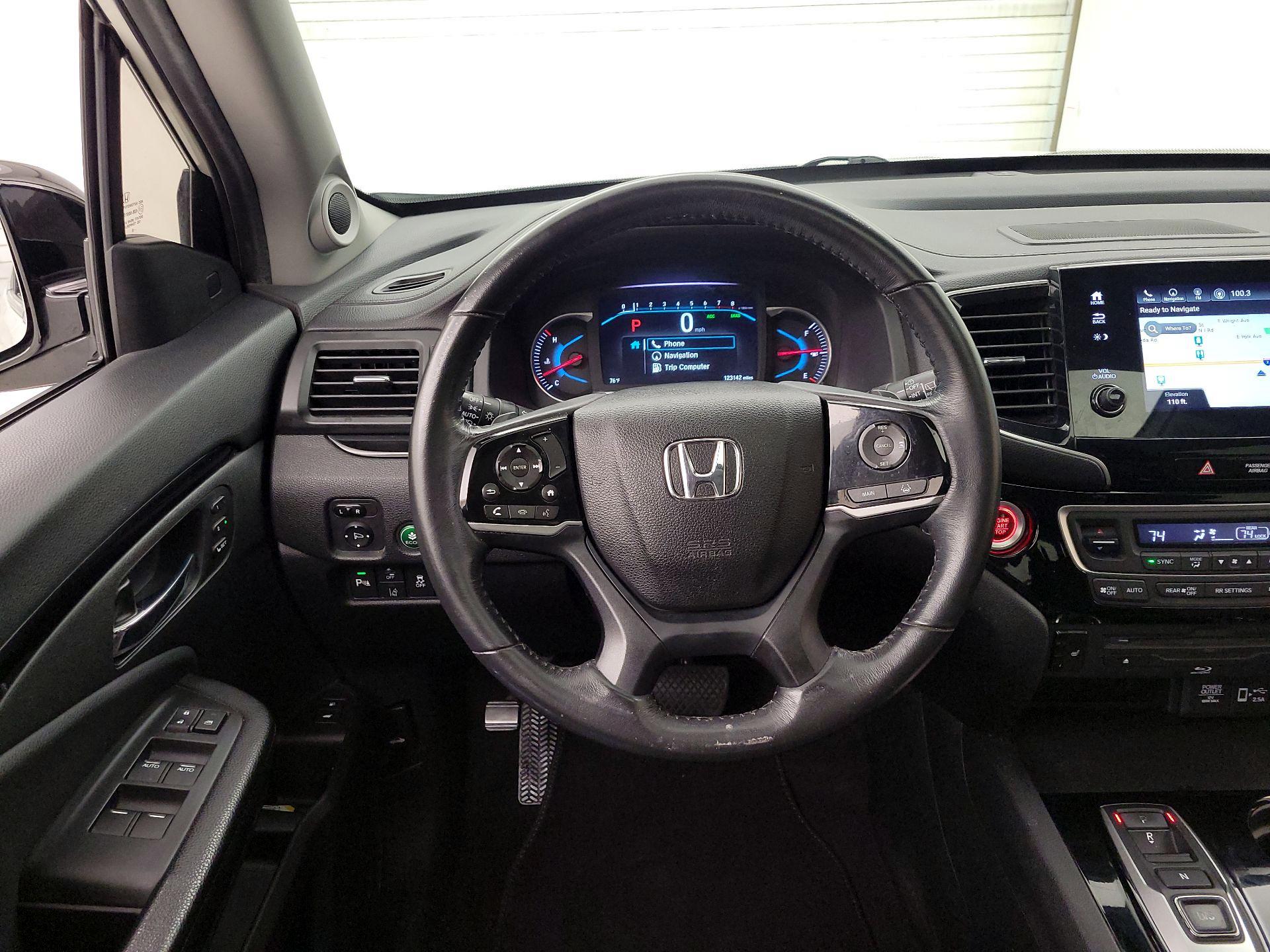 Thumbnail: 2019 Honda Pilot - 10