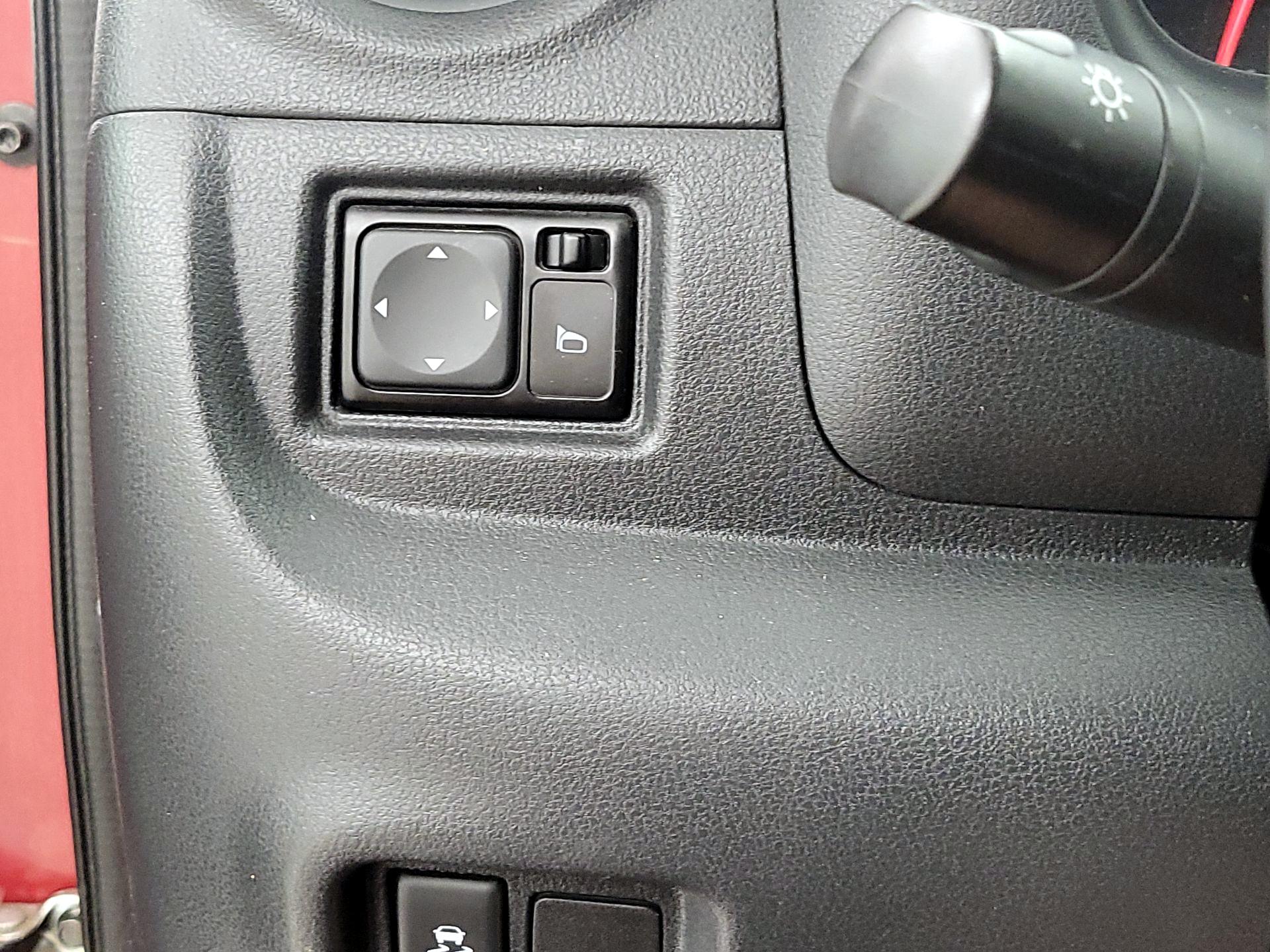 Thumbnail: 2018 Nissan Versa - 13