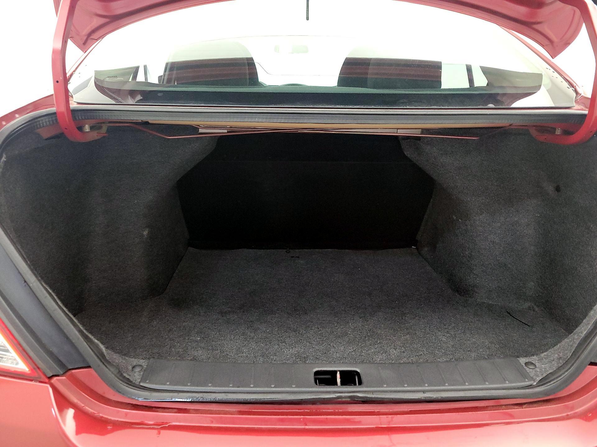 Thumbnail: 2018 Nissan Versa - 18