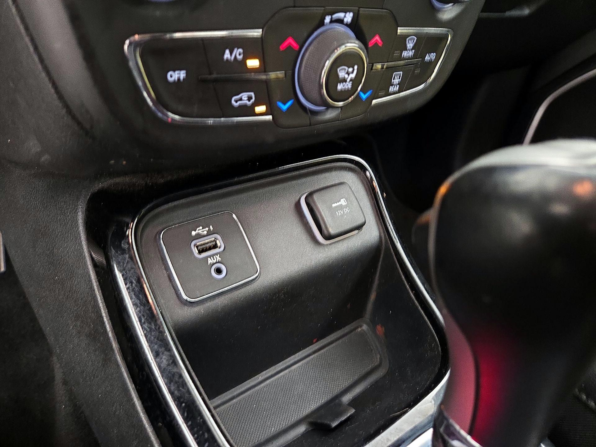 Thumbnail: 2019 Jeep Compass - 18