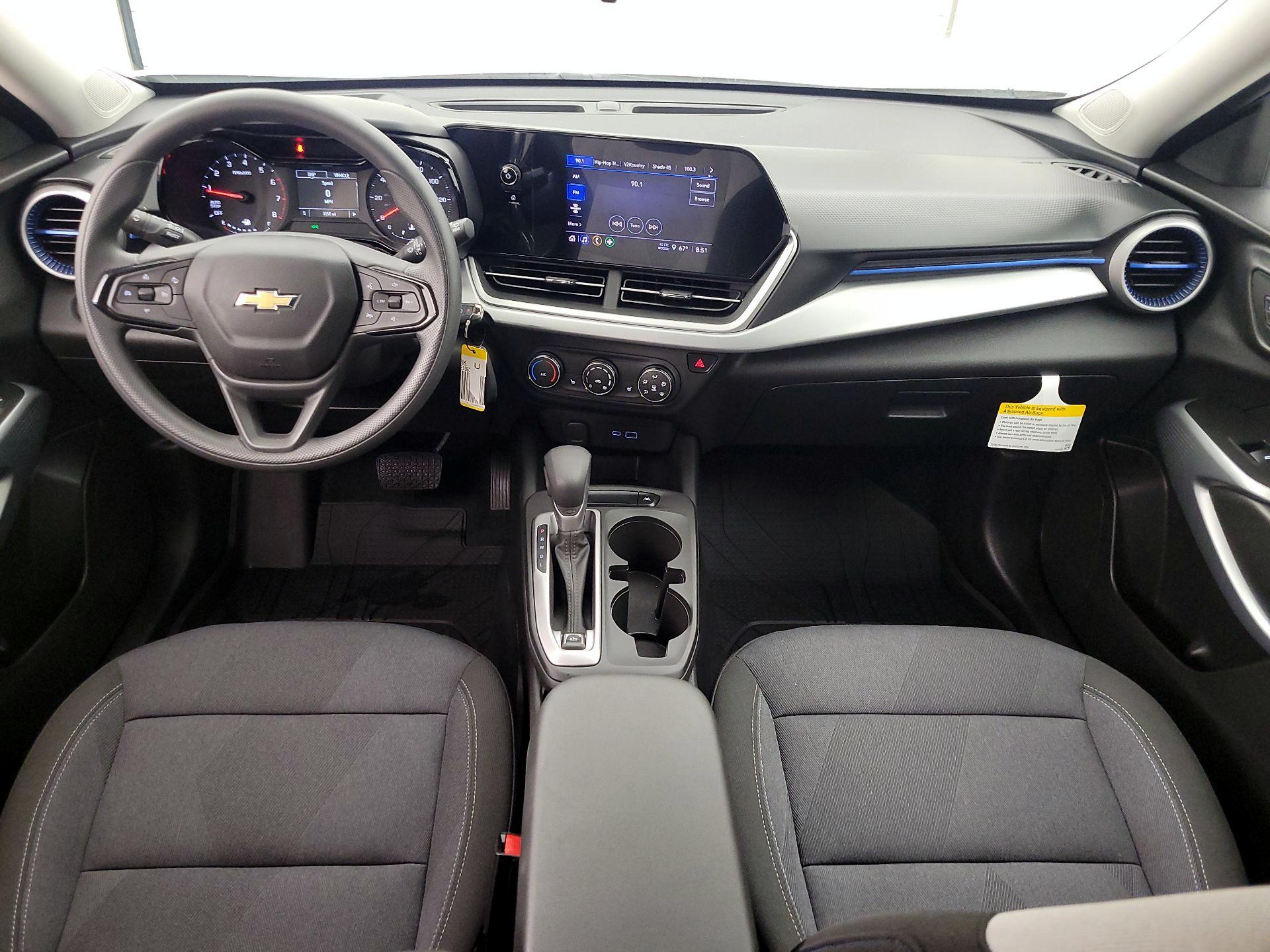 Thumbnail: 2024 Chevrolet Trax - 9