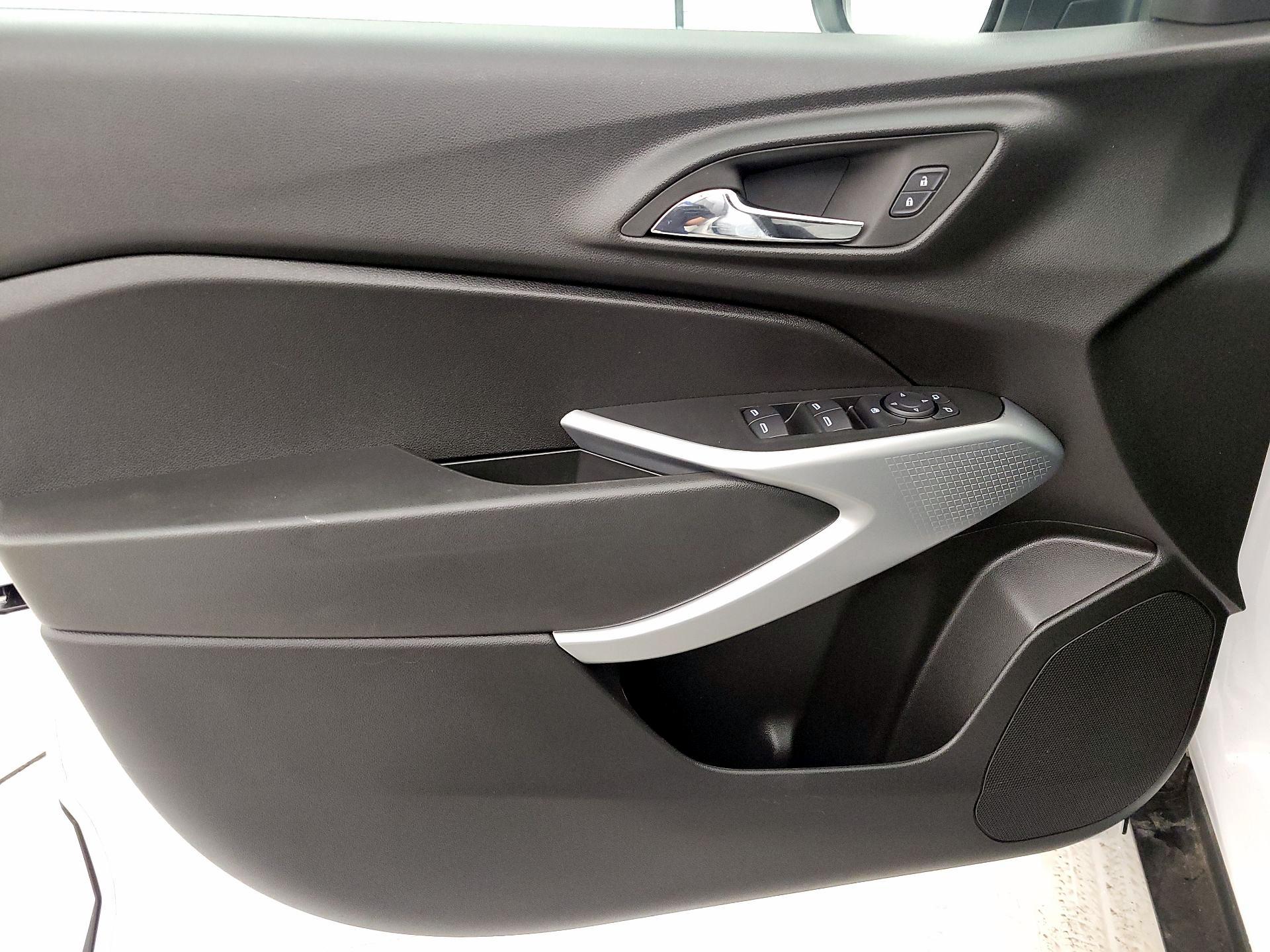 Thumbnail: 2024 Chevrolet Trax - 12