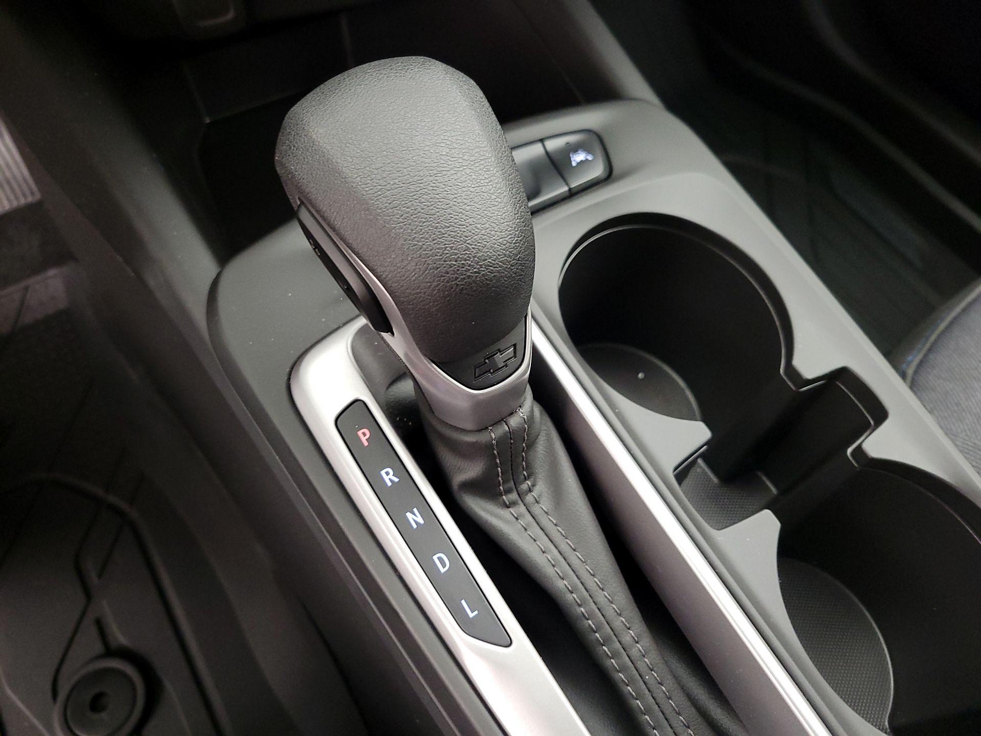 Thumbnail: 2024 Chevrolet Trax - 17