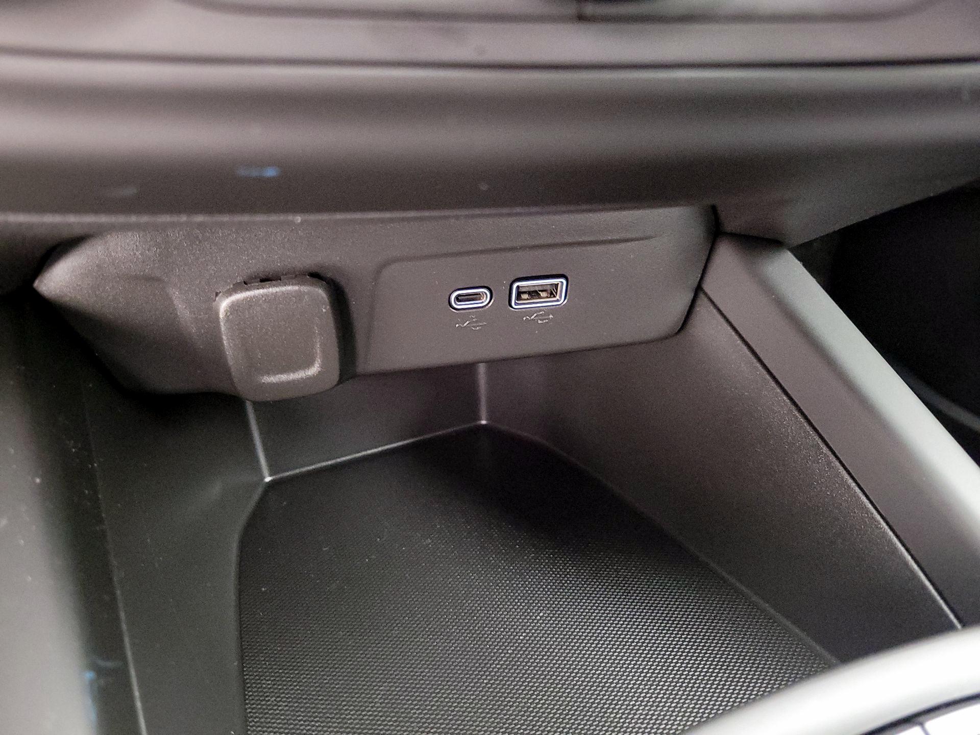 Thumbnail: 2024 Chevrolet Trax - 18