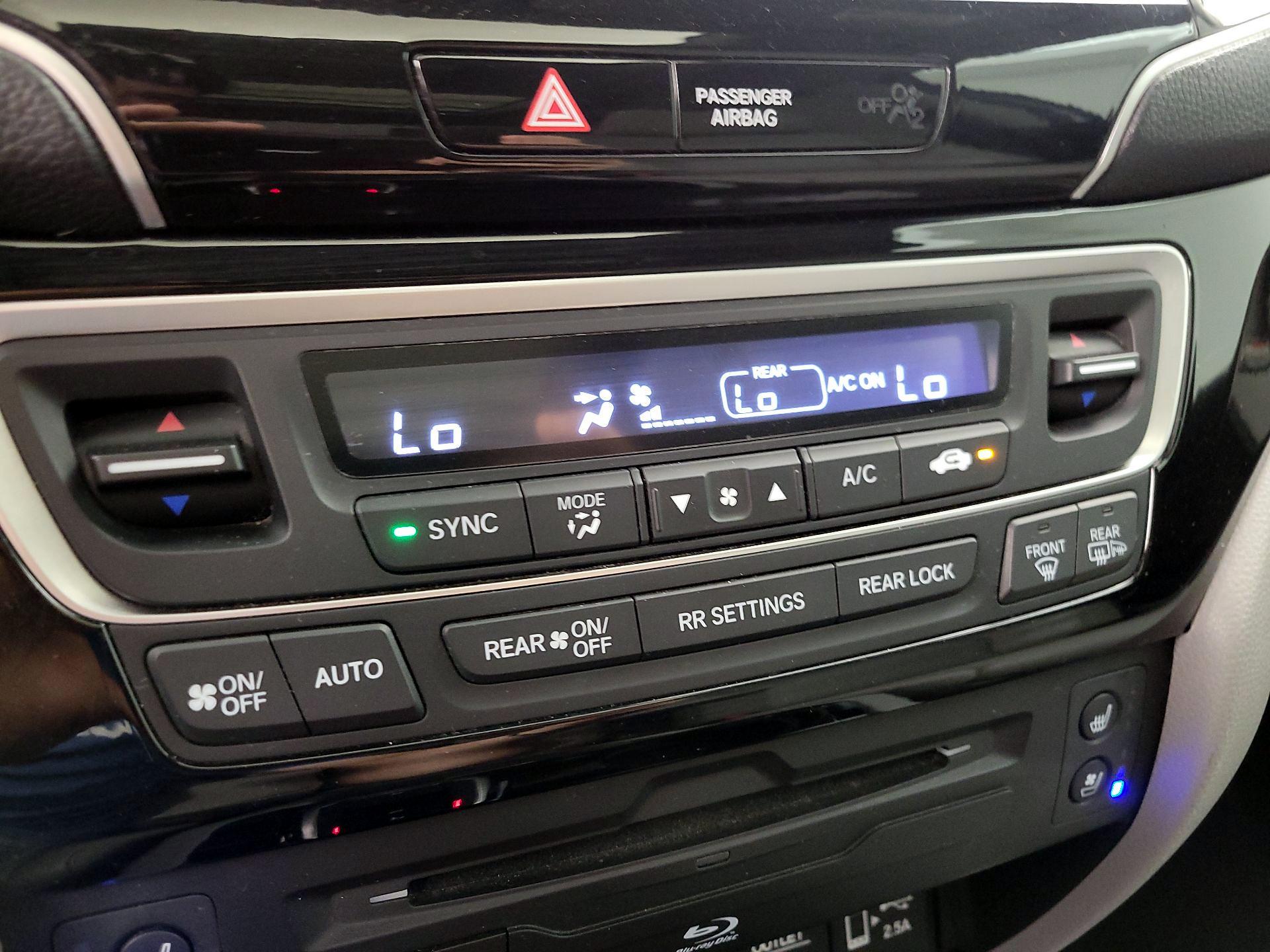 Thumbnail: 2021 Honda Pilot - 17