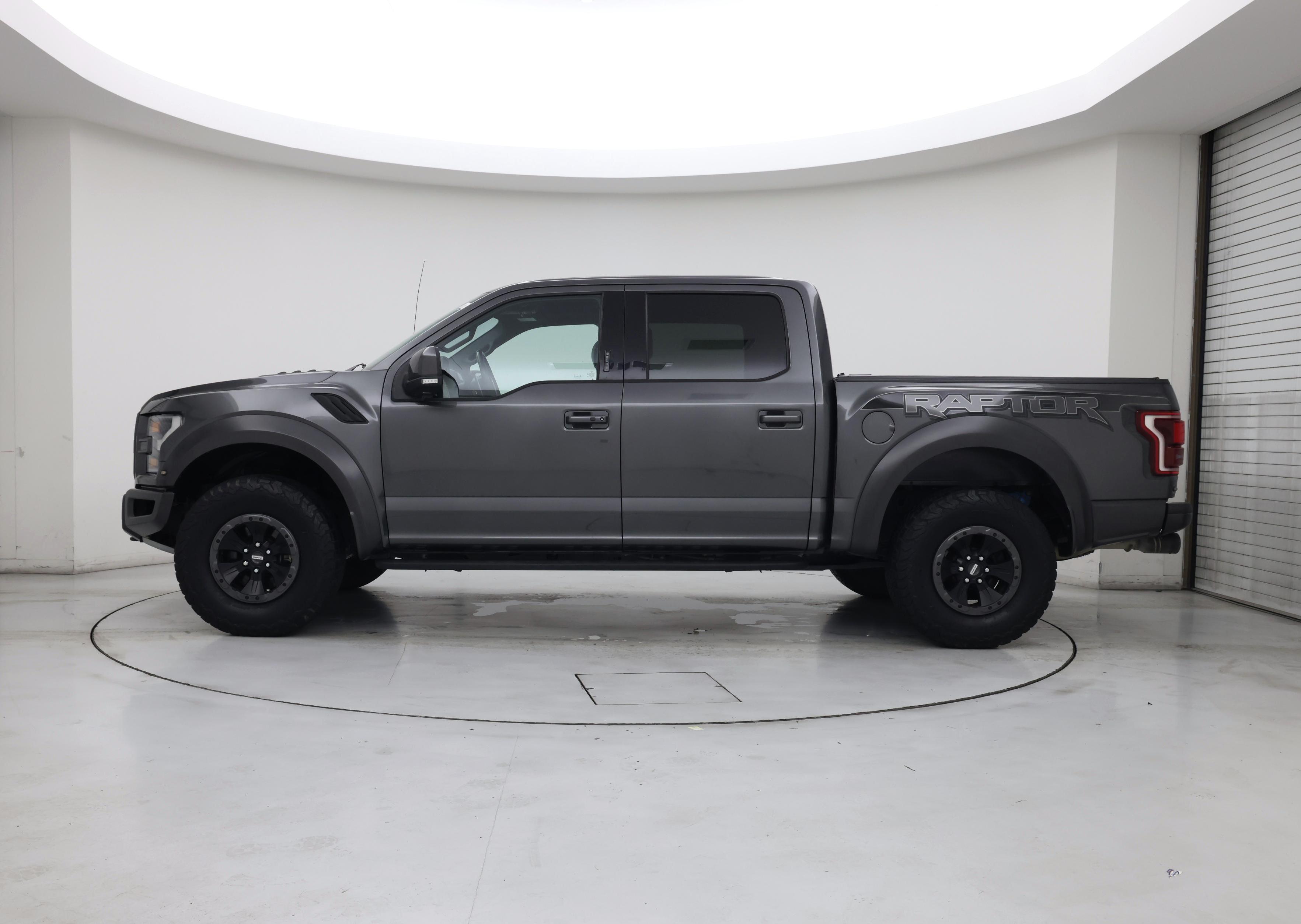 Thumbnail: 2017 Ford F-150 - 3