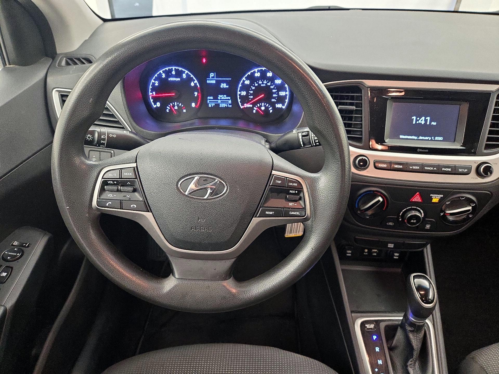 Thumbnail: 2021 Hyundai Accent - 10