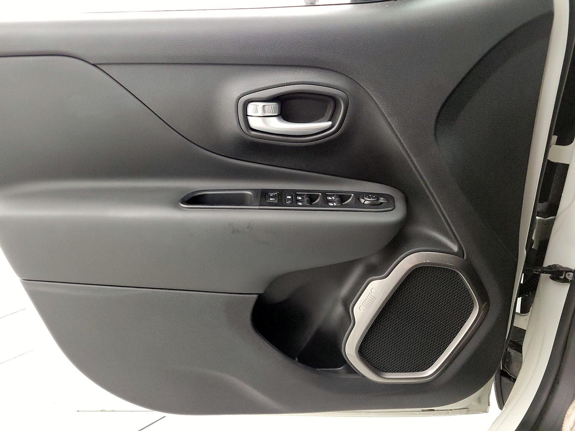 Thumbnail: 2023 Jeep Renegade - 12