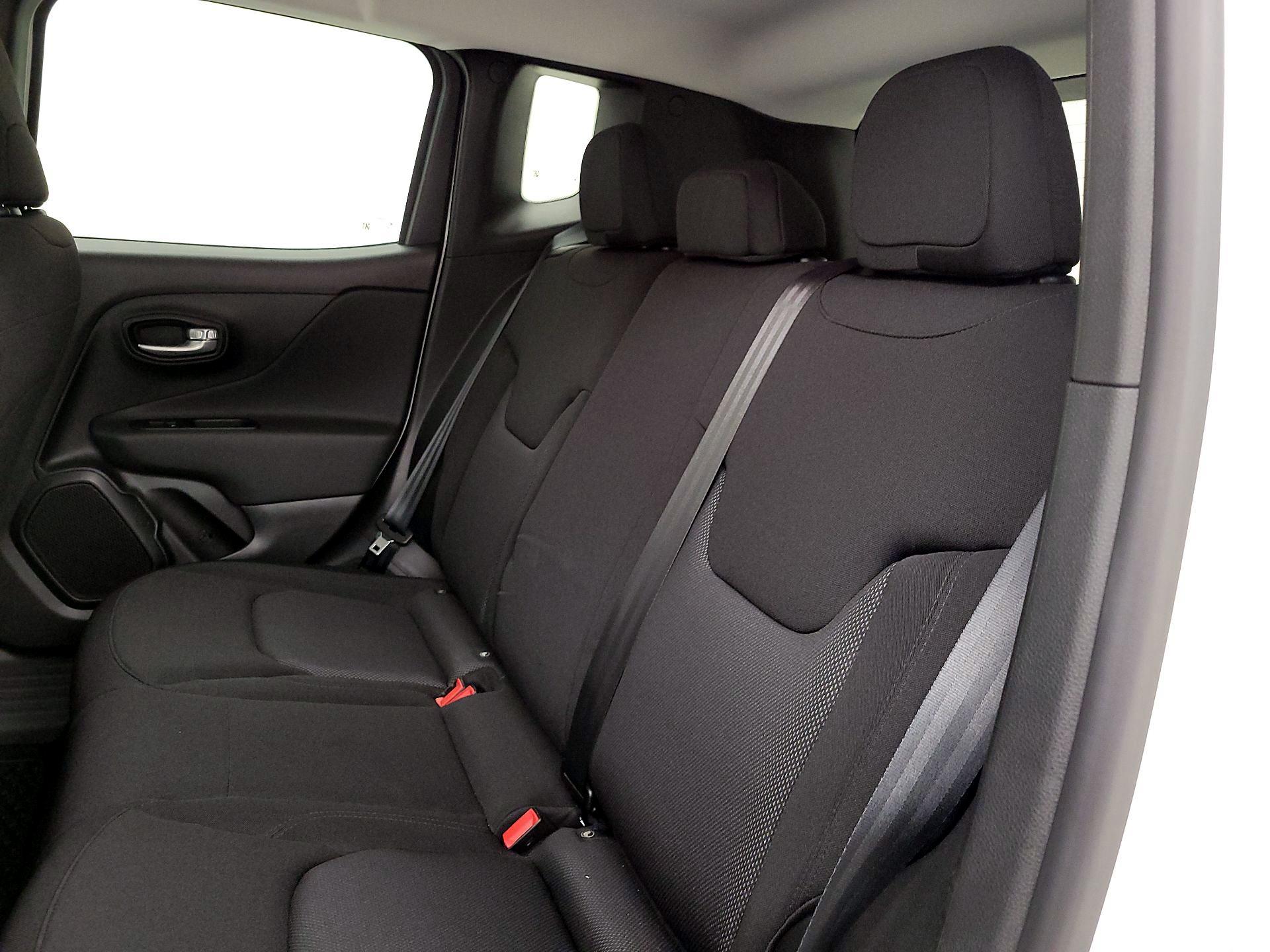 Thumbnail: 2023 Jeep Renegade - 20