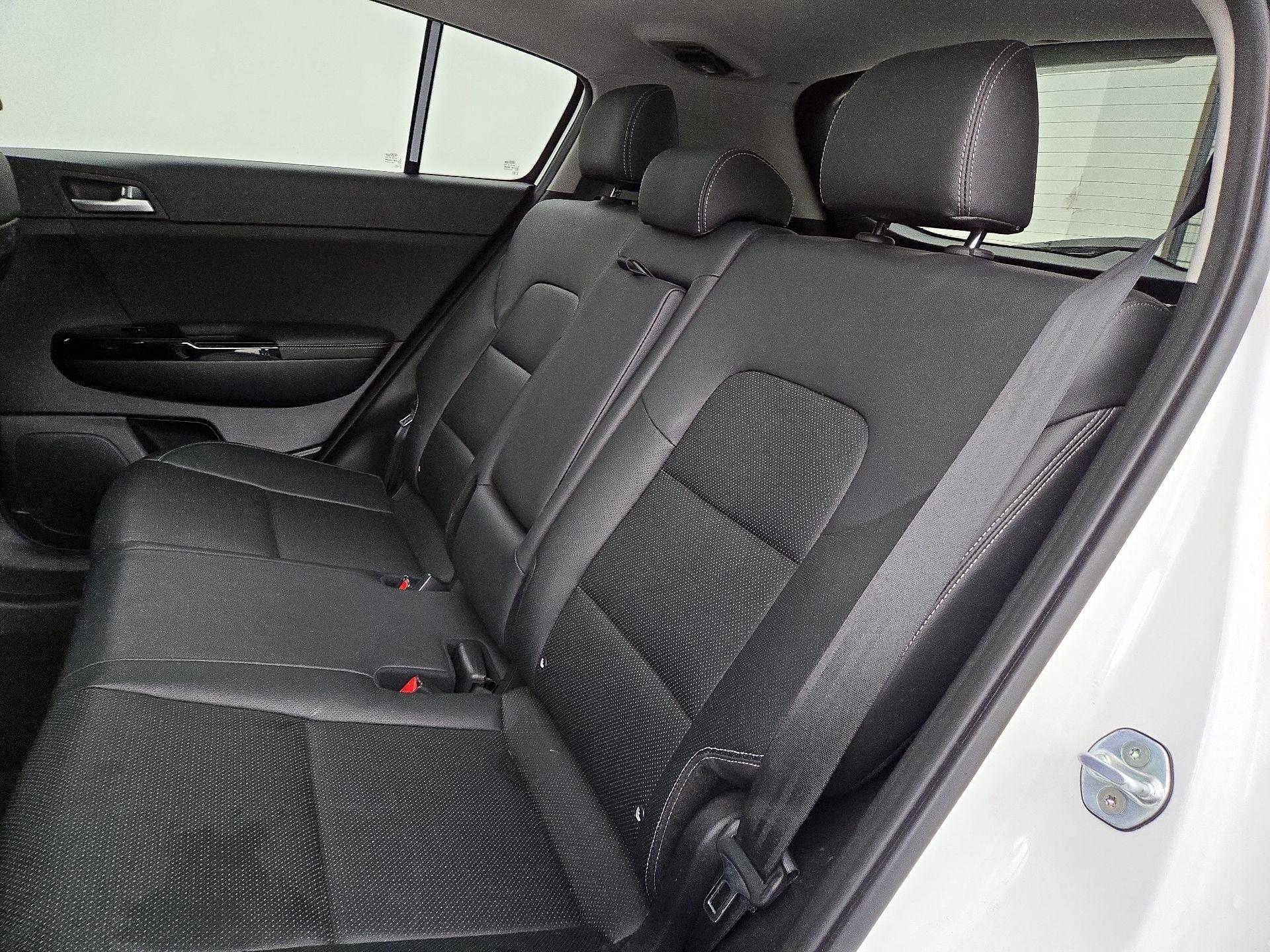 Thumbnail: 2022 Kia Sportage - 20