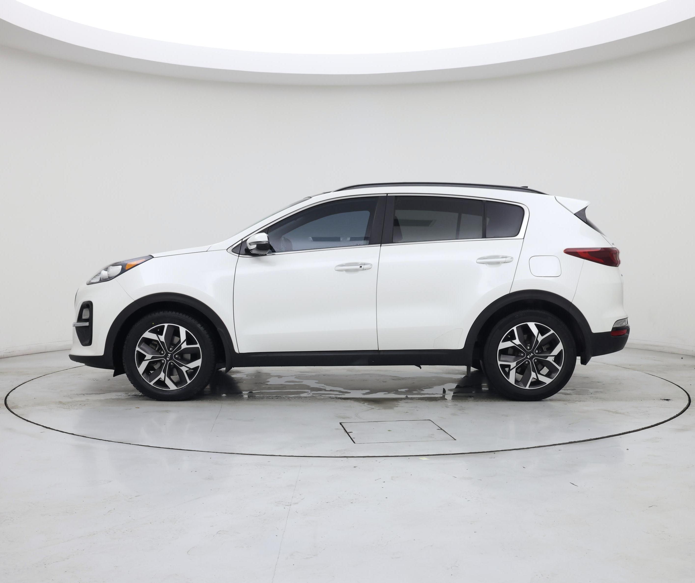 Thumbnail: 2022 Kia Sportage - 3