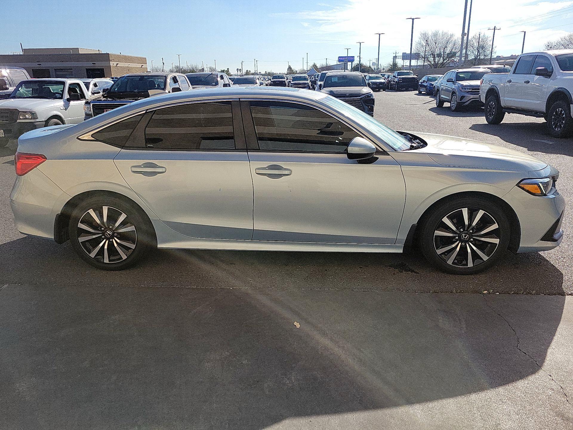 Thumbnail: 2022 Honda Civic - 4