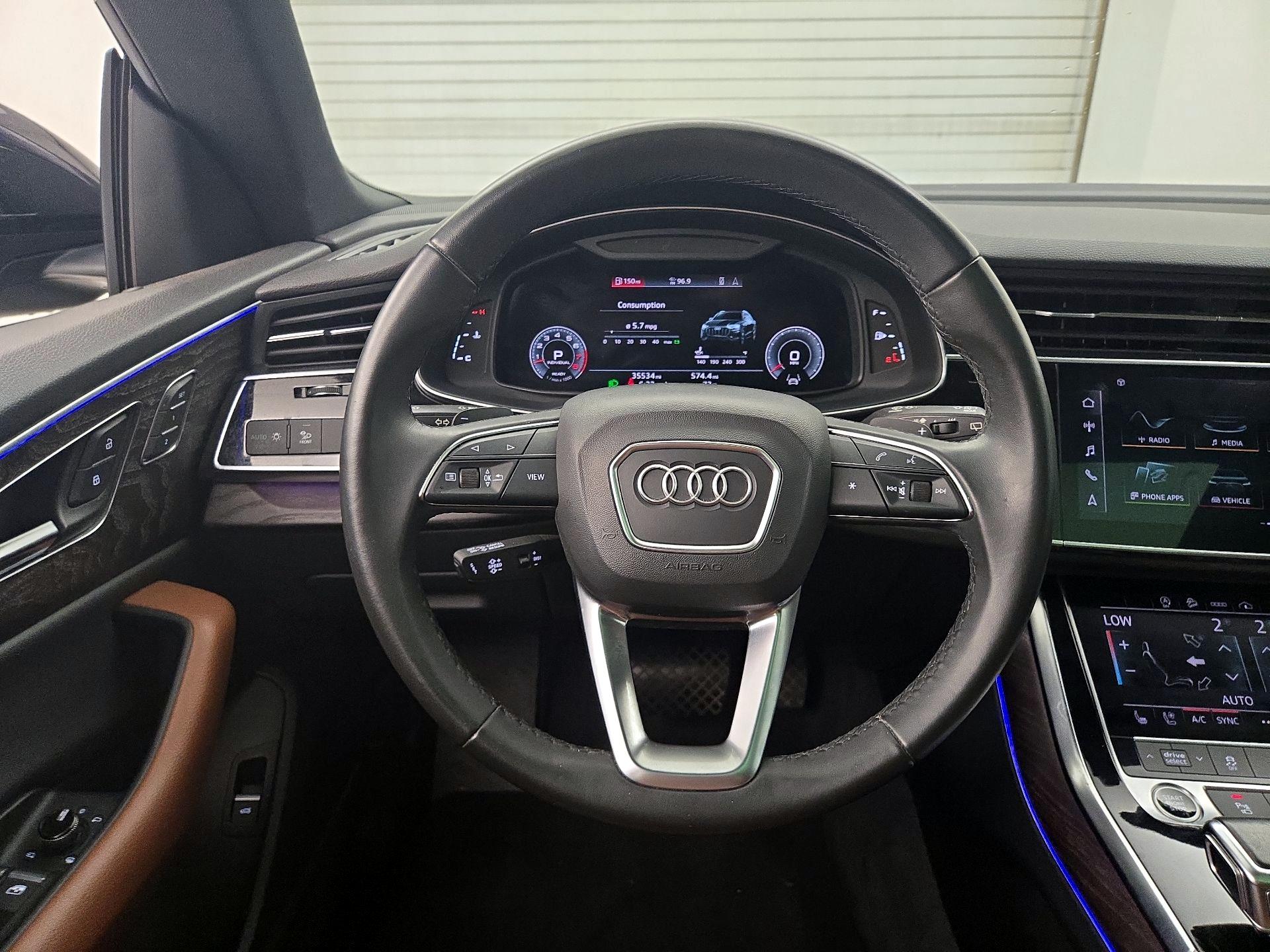 Thumbnail: 2021 Audi Q8 - 10