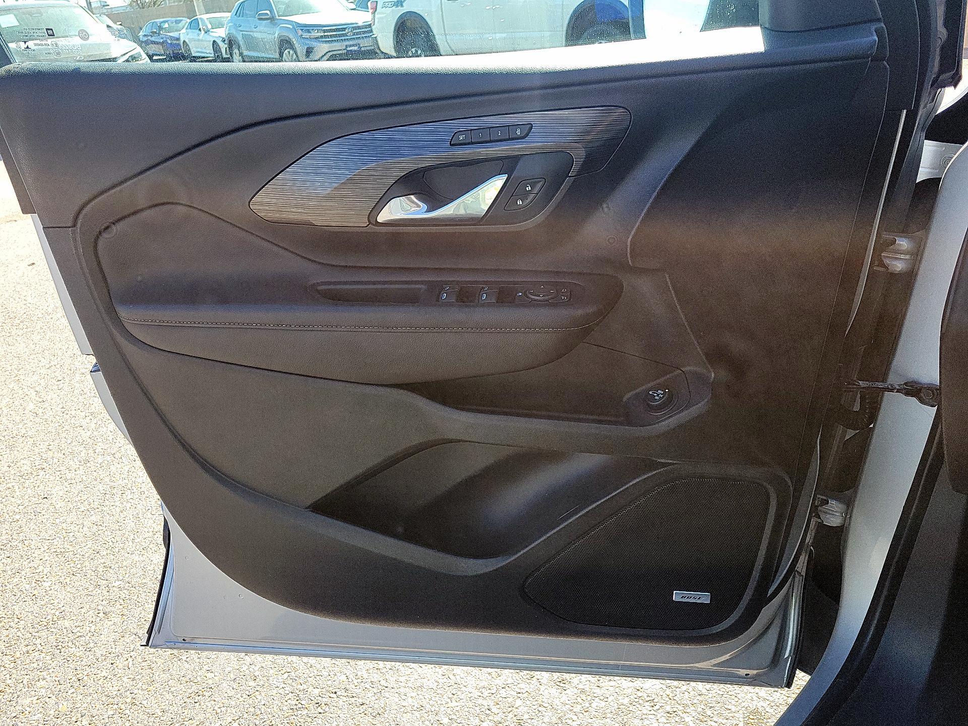 Thumbnail: 2020 GMC Terrain - 10