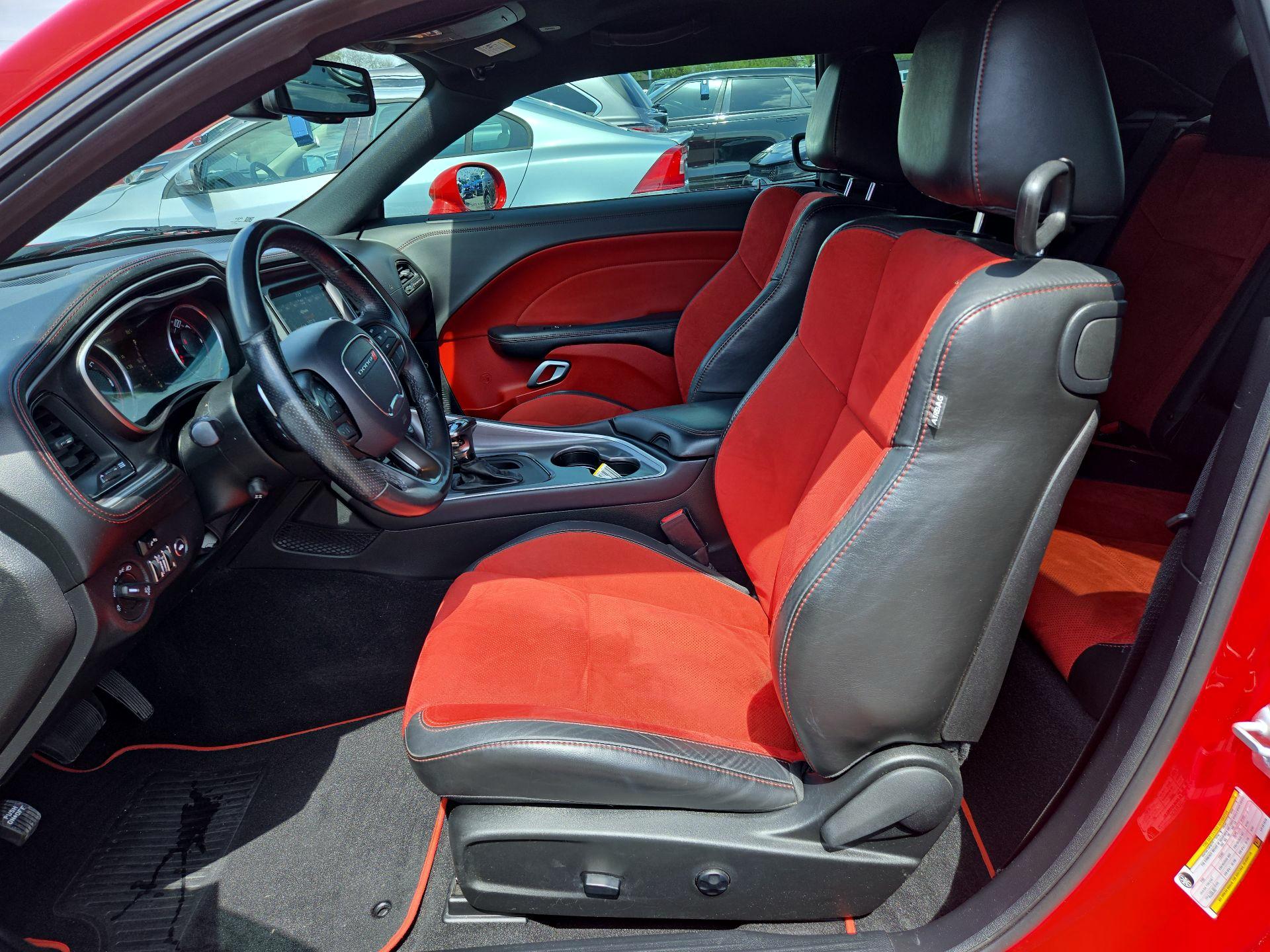 Thumbnail: 2020 Dodge Challenger - 9