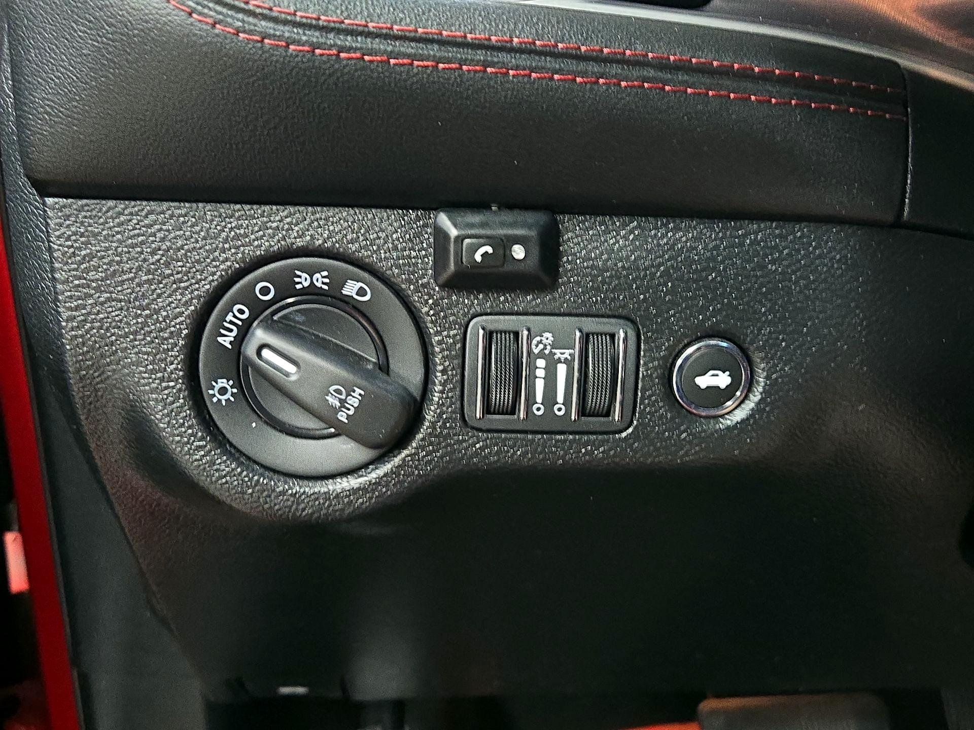 Thumbnail: 2020 Dodge Challenger - 11