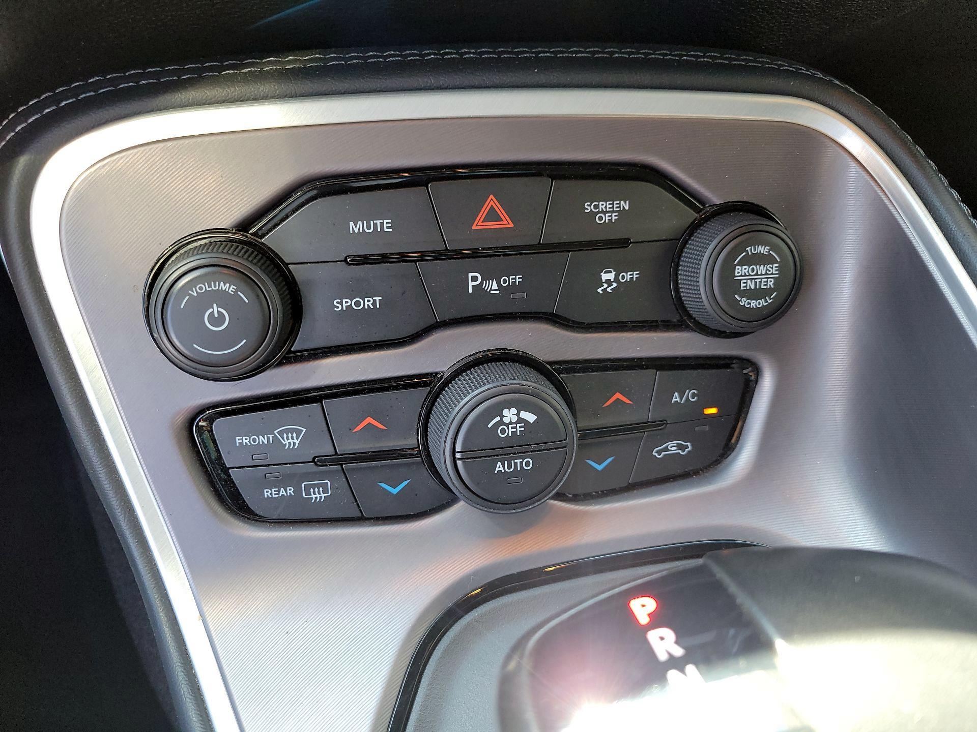 Thumbnail: 2022 Dodge Challenger - 14