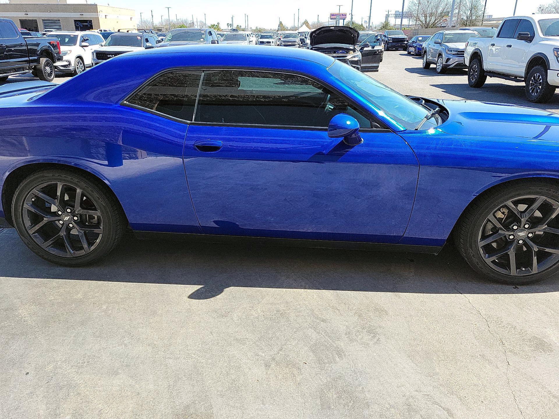 Thumbnail: 2022 Dodge Challenger - 4