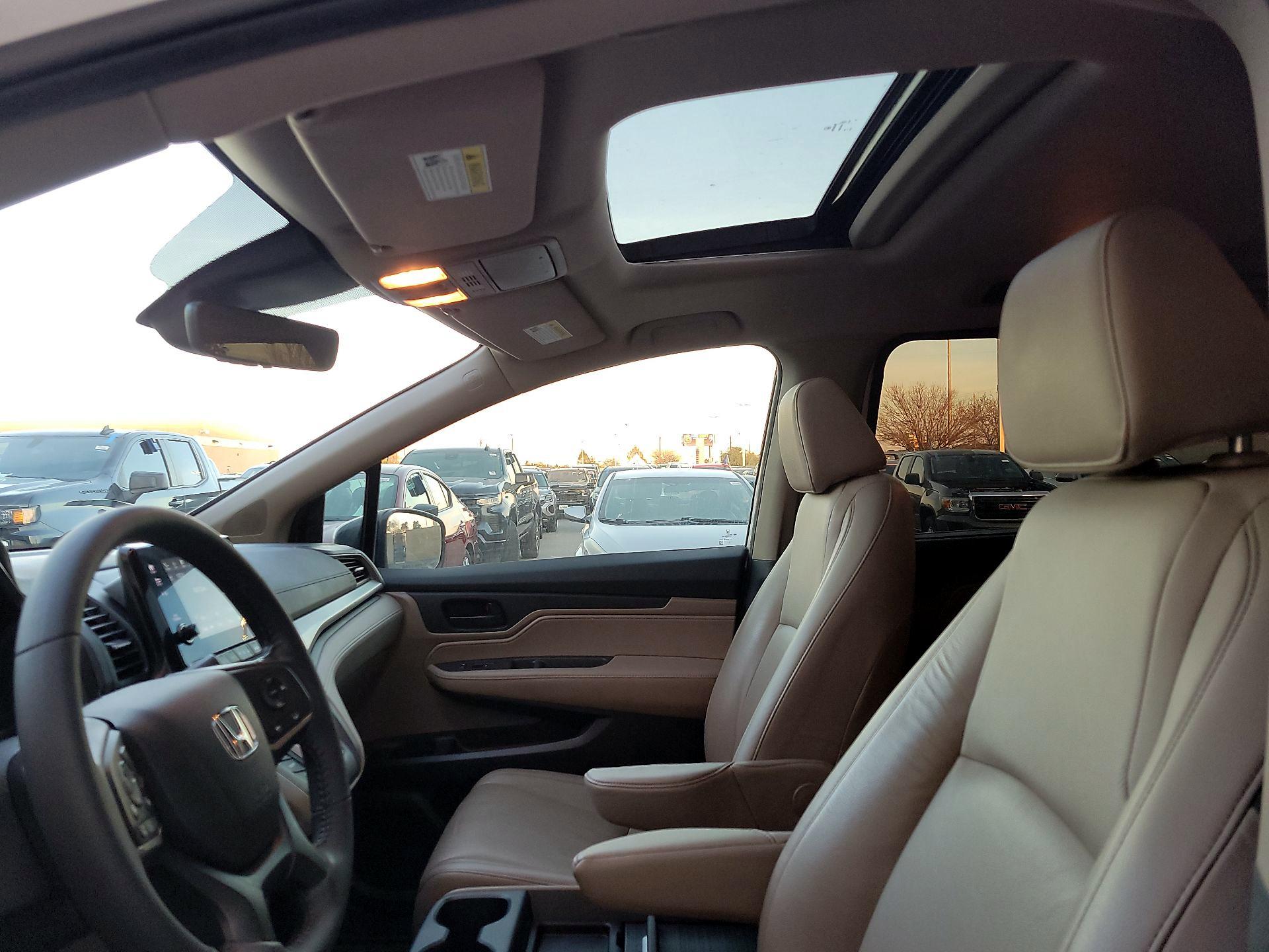 Thumbnail: 2024 Honda Odyssey - 17