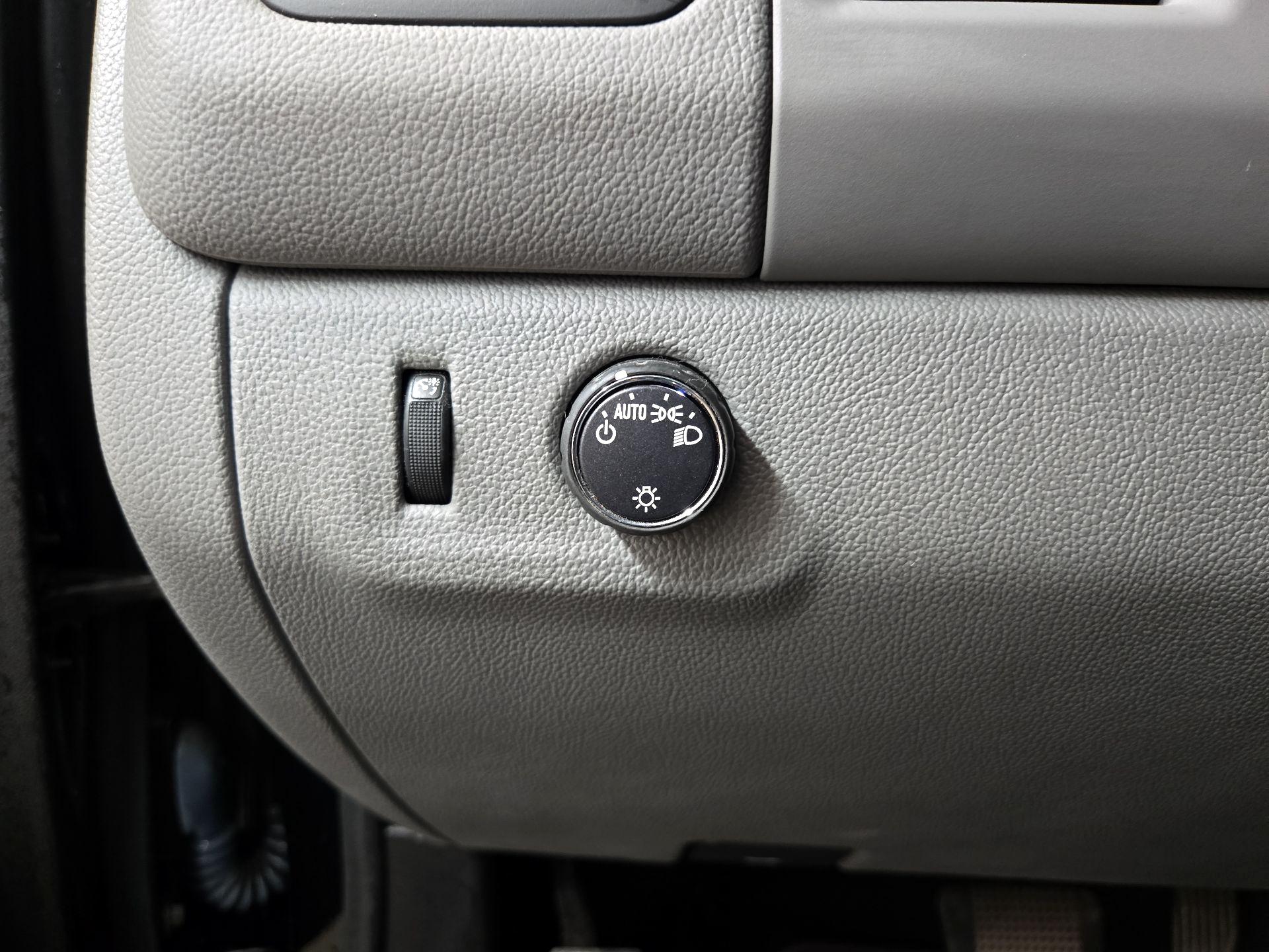 Thumbnail: 2017 GMC Canyon - 13