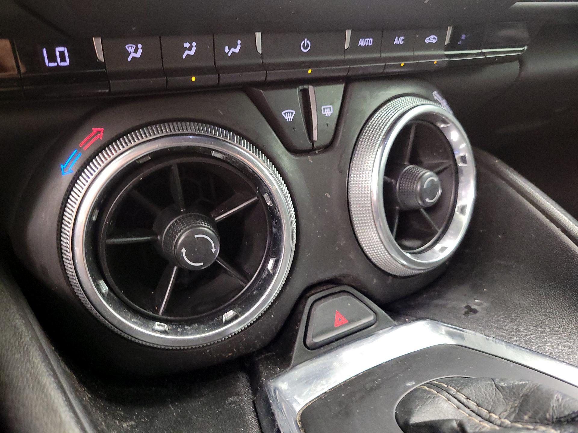 Thumbnail: 2020 Chevrolet Camaro - 15