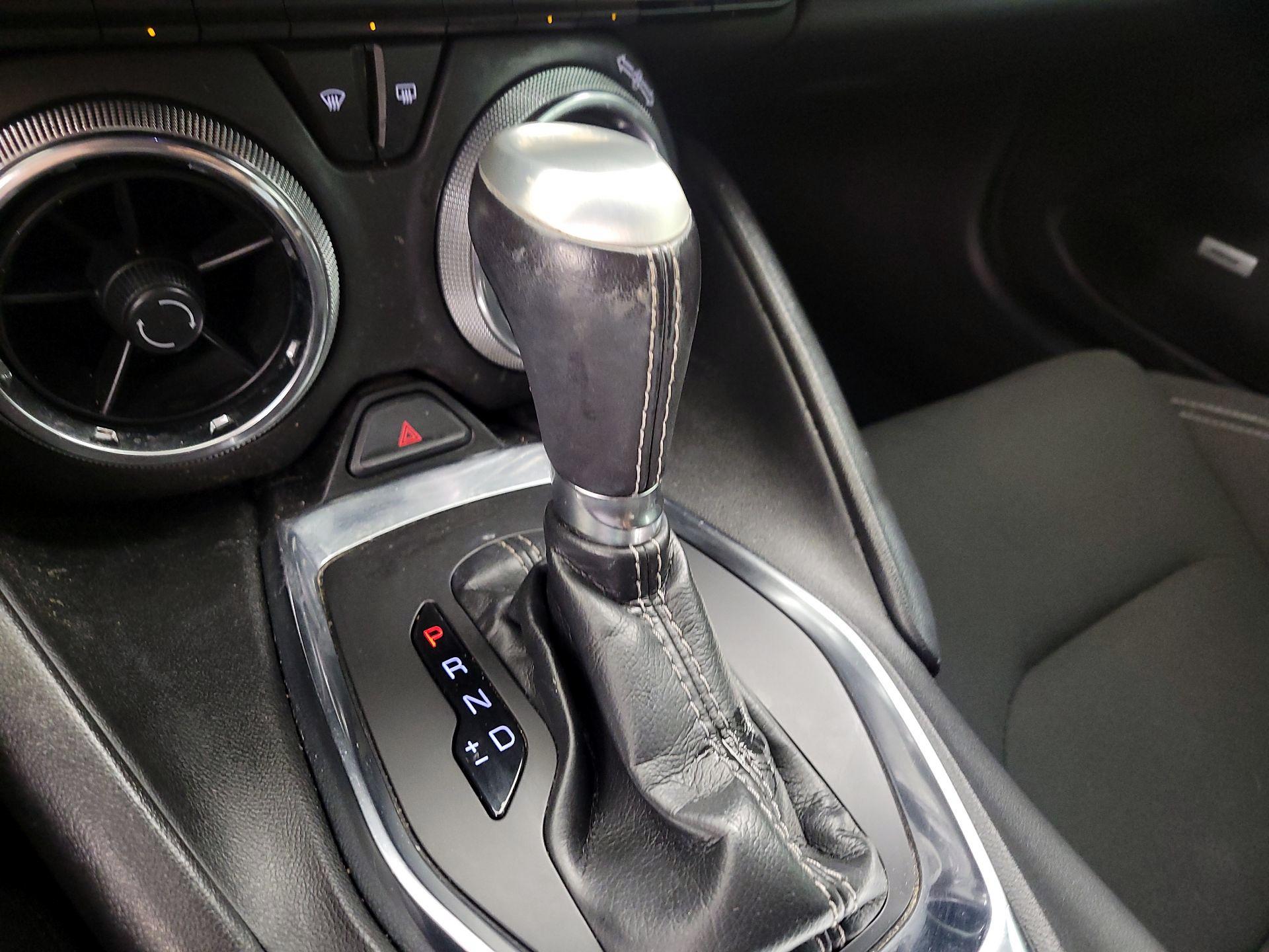 Thumbnail: 2020 Chevrolet Camaro - 16