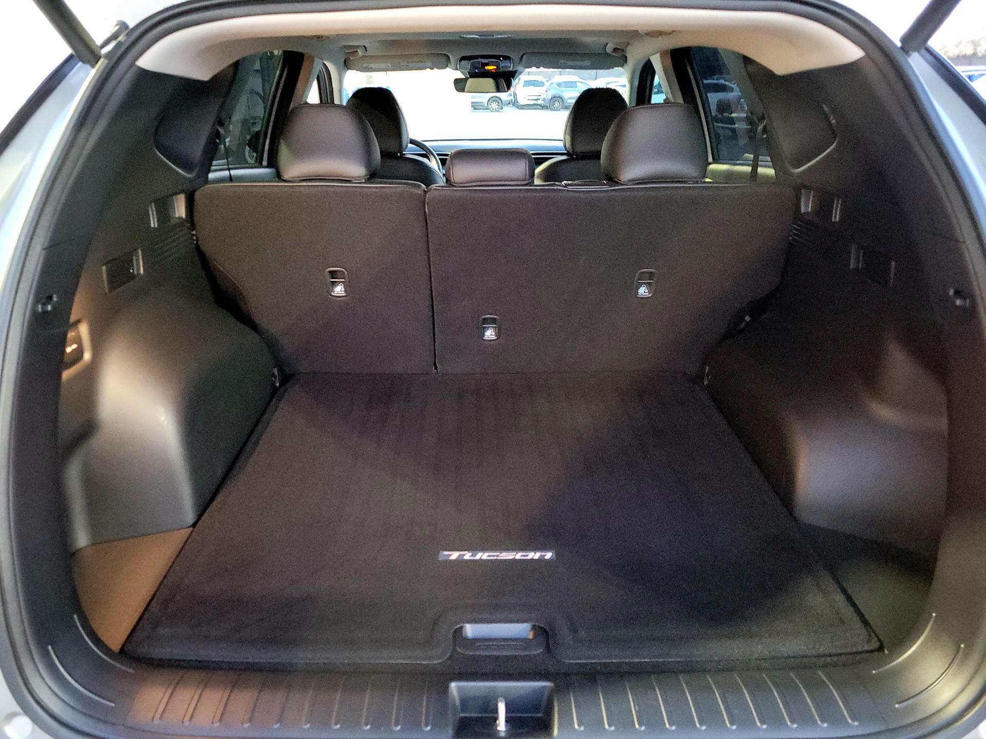 Thumbnail: 2023 Hyundai Tucson - 19