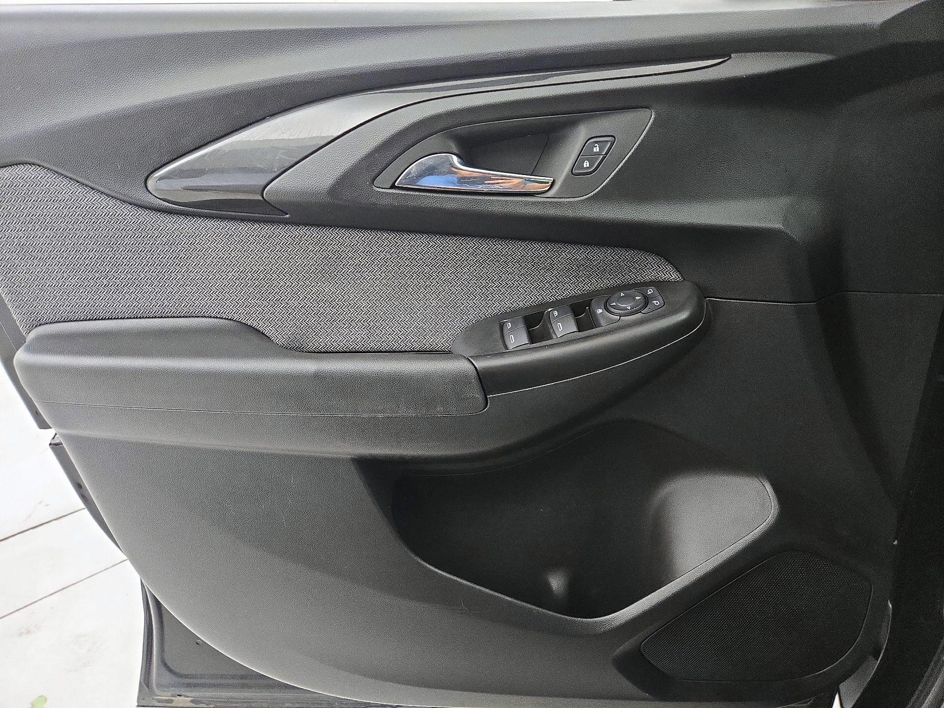 Thumbnail: 2021 Chevrolet TrailBlazer - 12