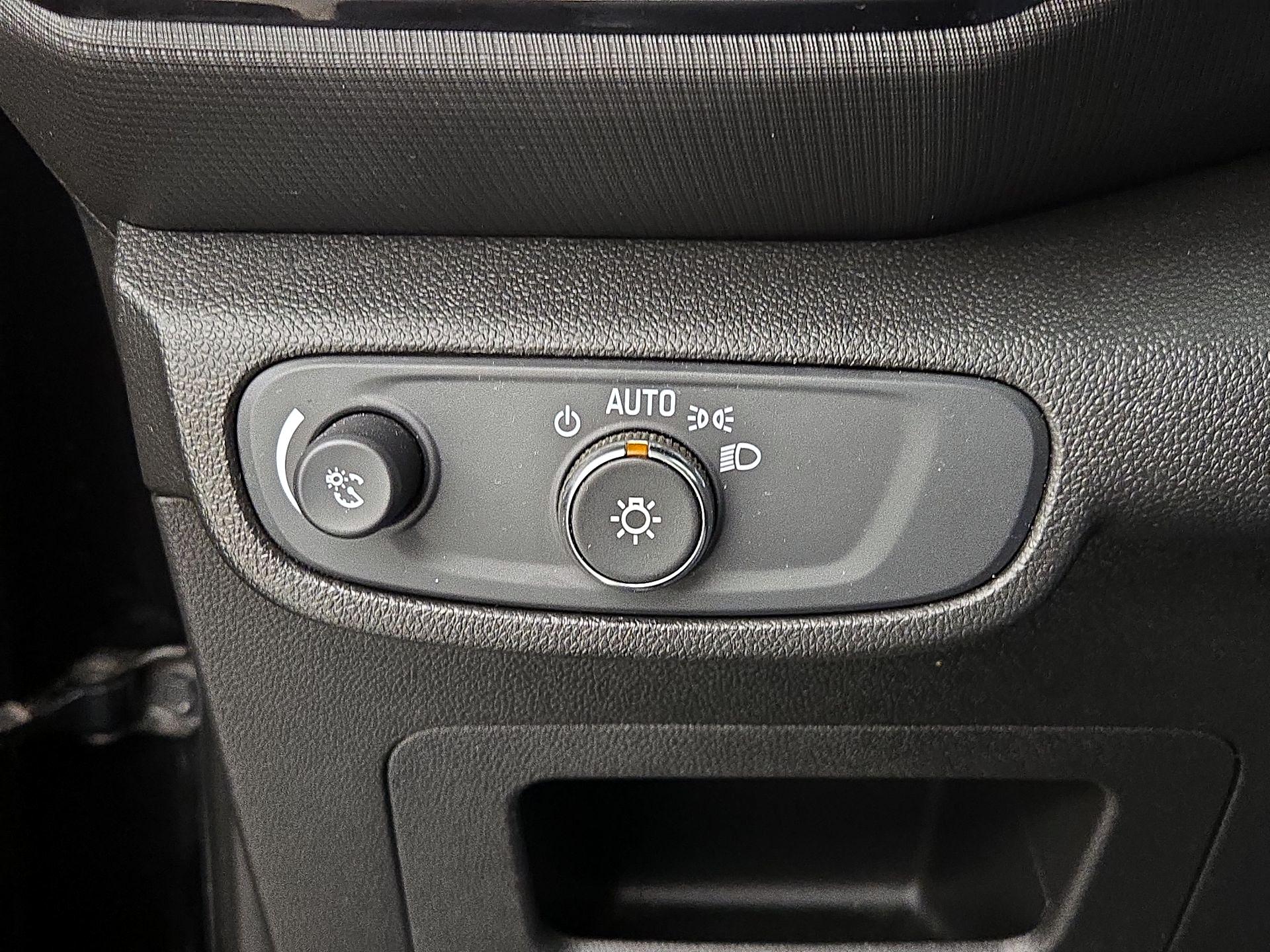 Thumbnail: 2021 Chevrolet TrailBlazer - 13