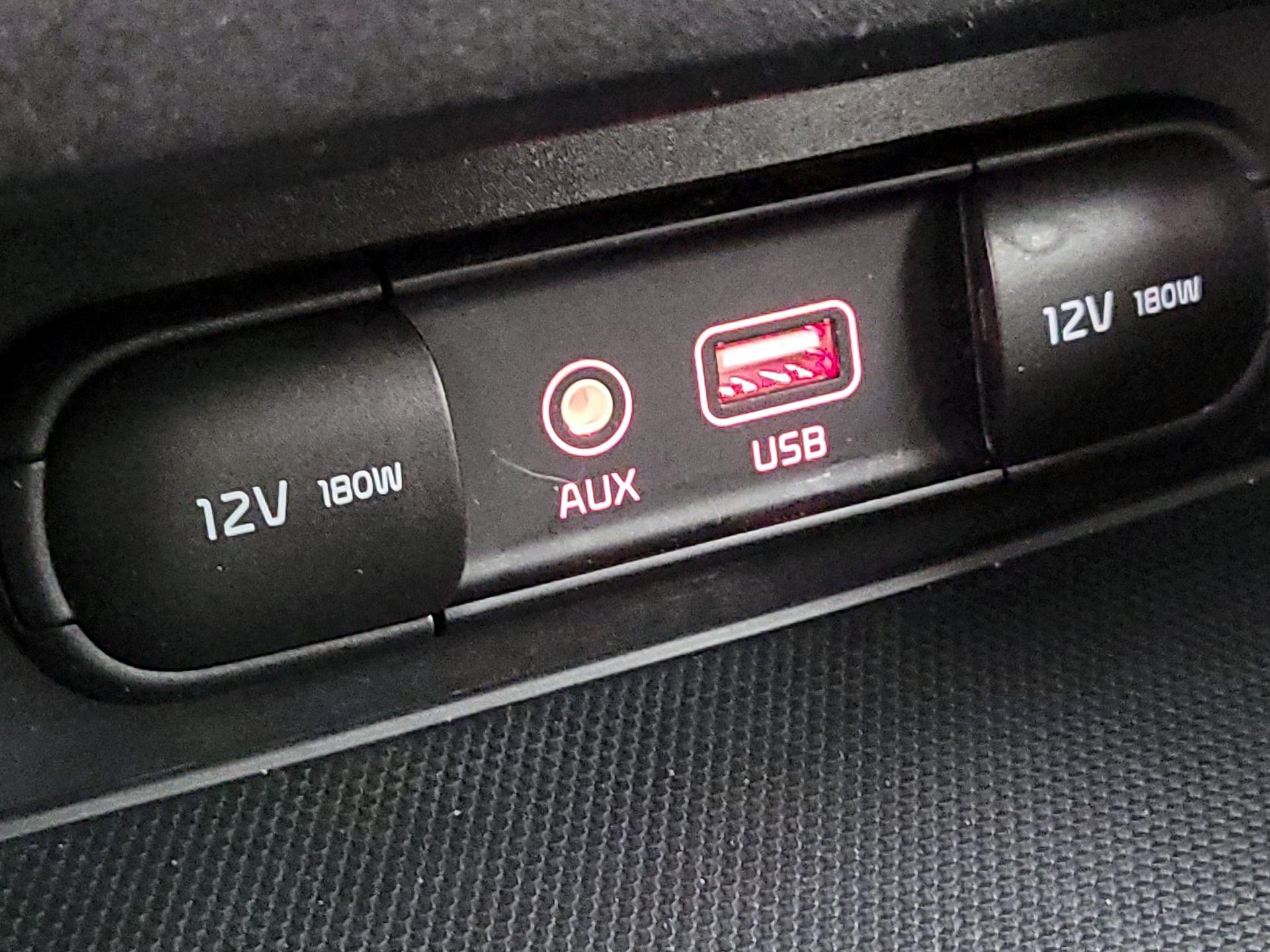 Thumbnail: 2020 Kia Forte - 18