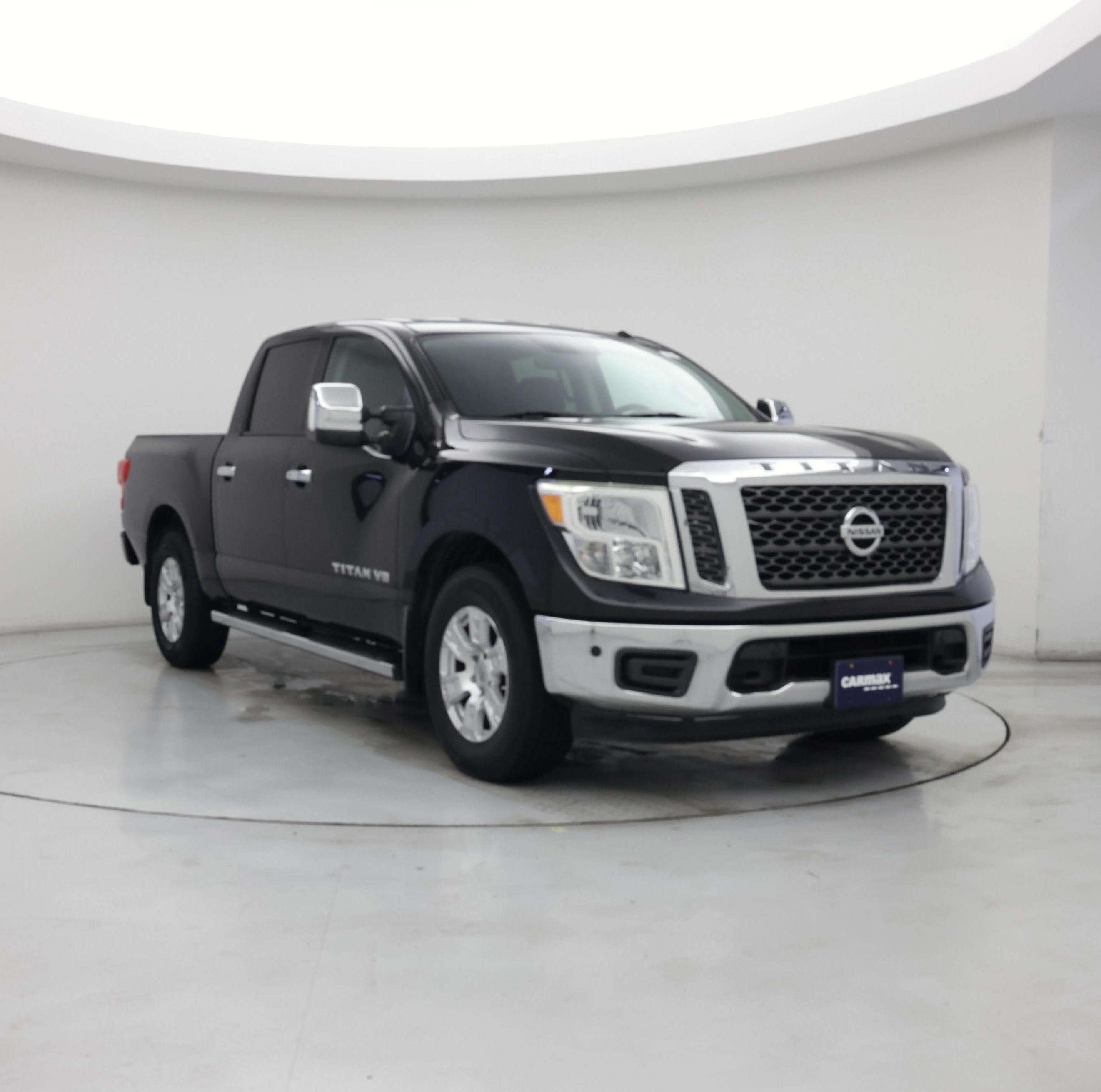 2018 Nissan Titan SV Crew Cab 4WD