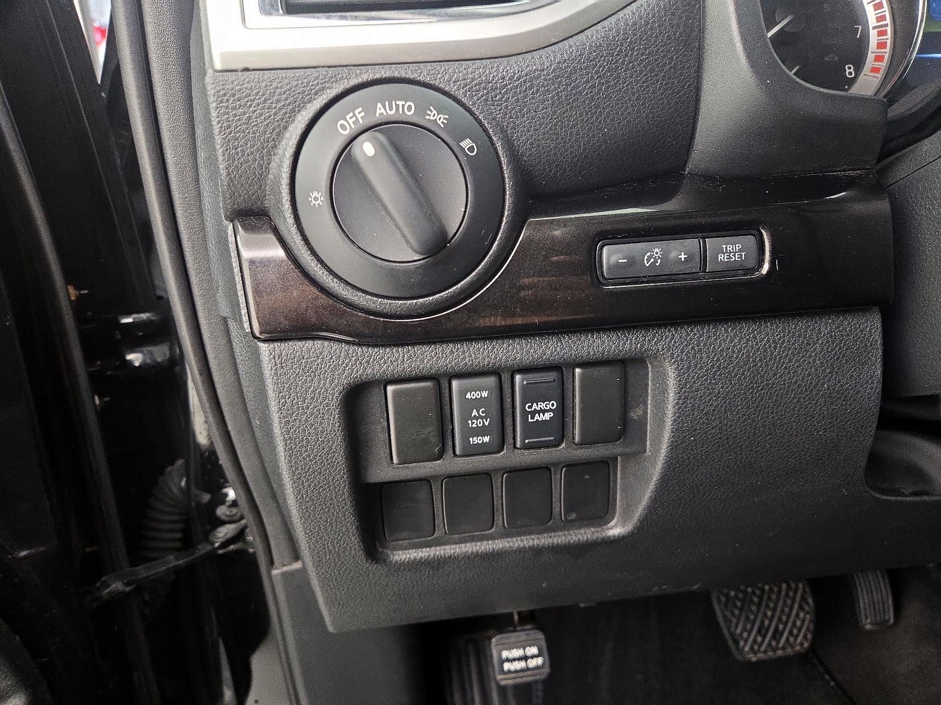 Thumbnail: 2018 Nissan Titan - 13