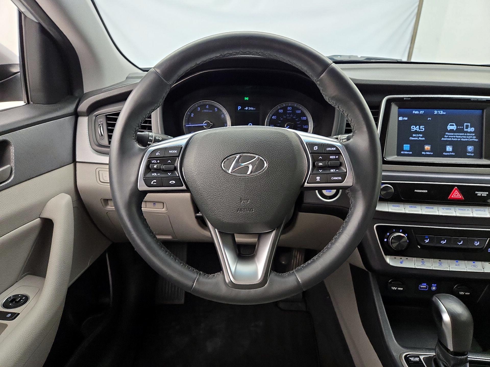 Thumbnail: 2018 Hyundai Sonata - 10