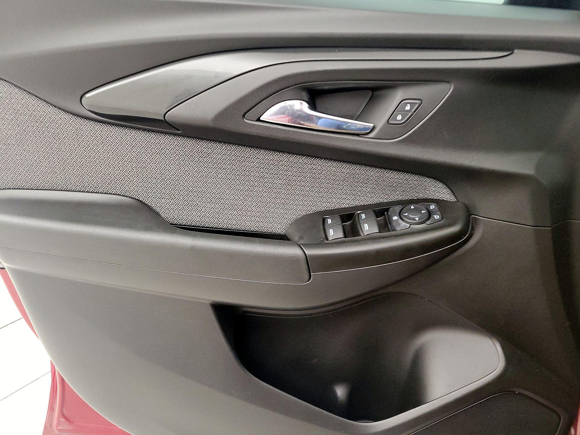 Thumbnail: 2021 Chevrolet TrailBlazer - 12