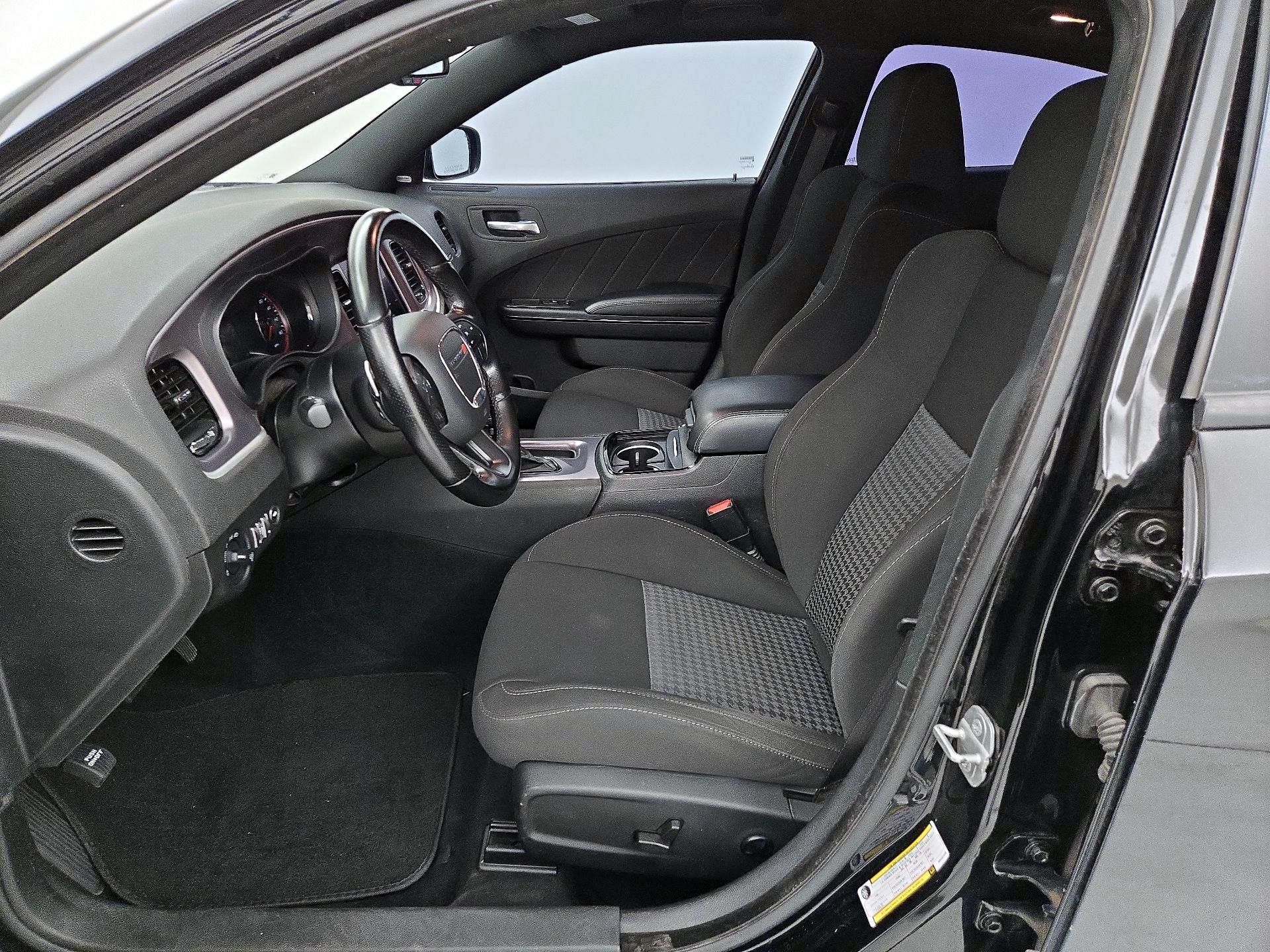 Thumbnail: 2021 Dodge Charger - 11