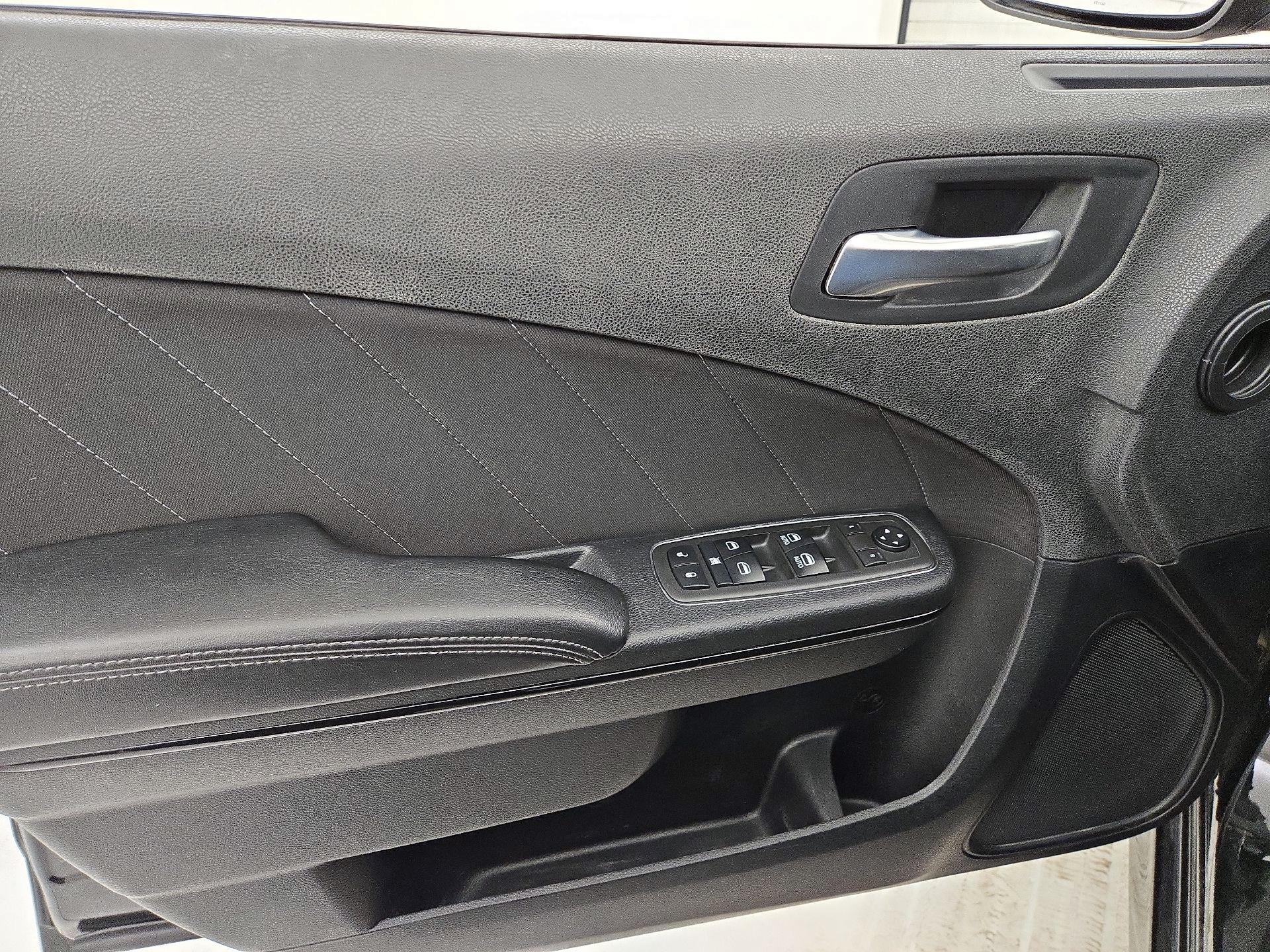 Thumbnail: 2021 Dodge Charger - 12